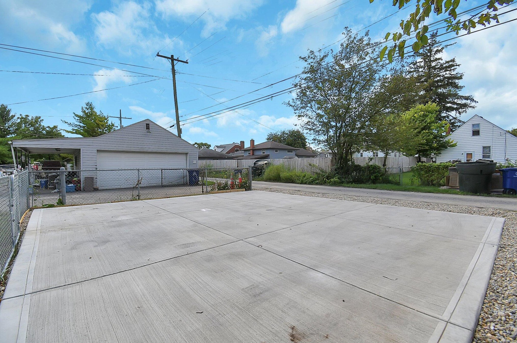 1199 Lockbourne Rd, Columbus OH  43206-3238 exterior