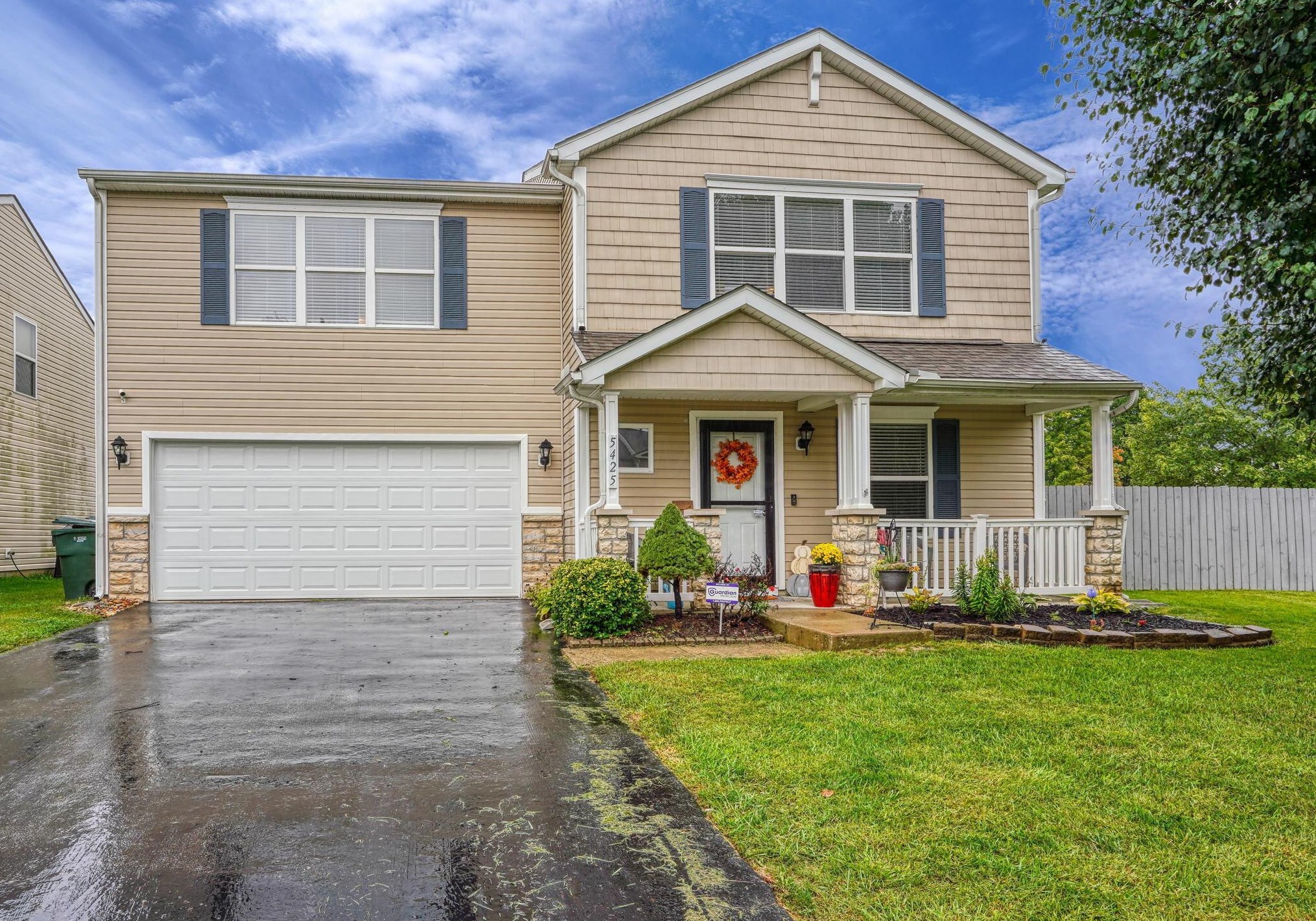 5425 Englecrest Dr, Cnl Wnchstr OH  43110-7980 exterior