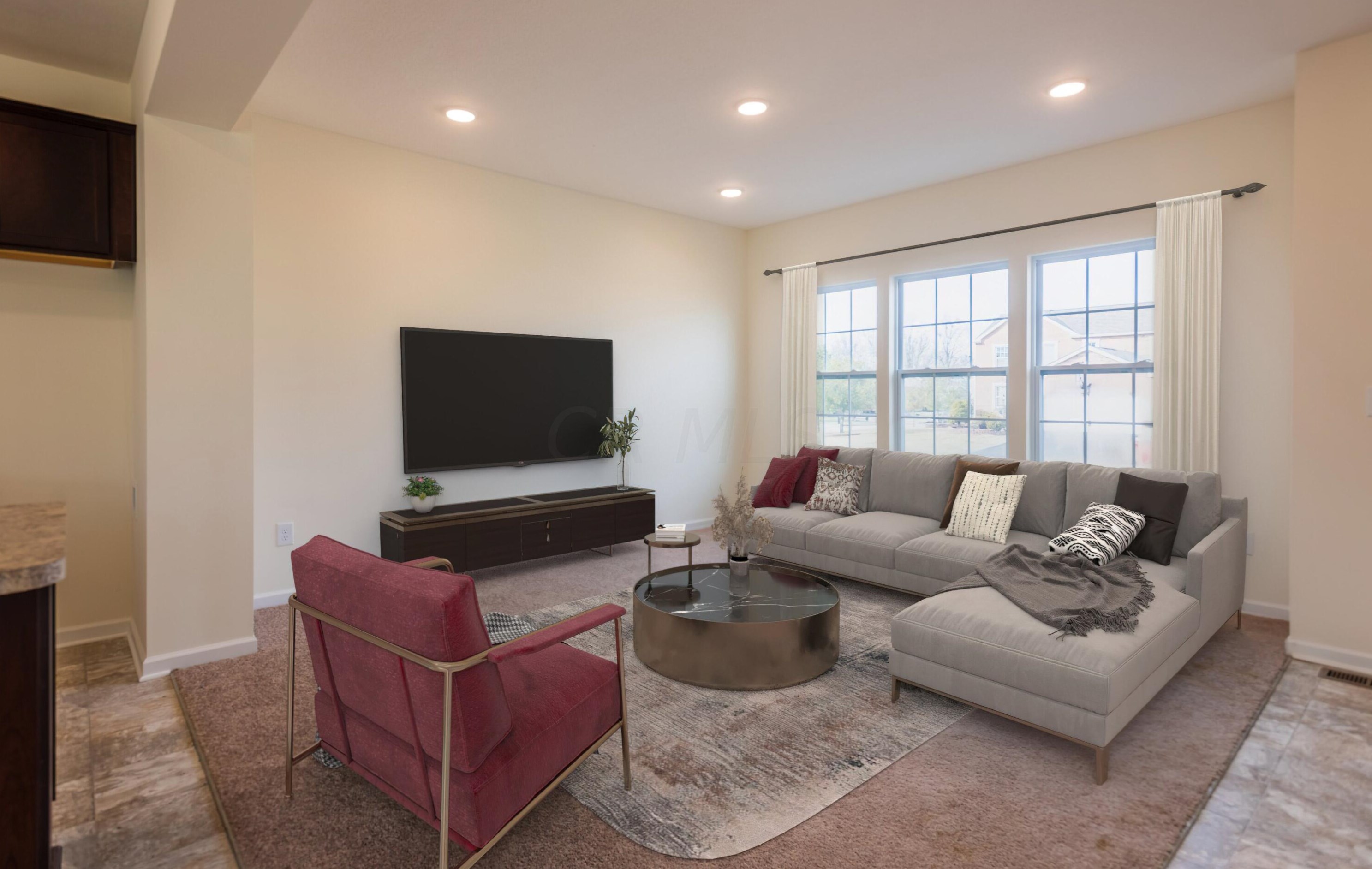 454 Wagon Ave, Pataskala, OH 43062
