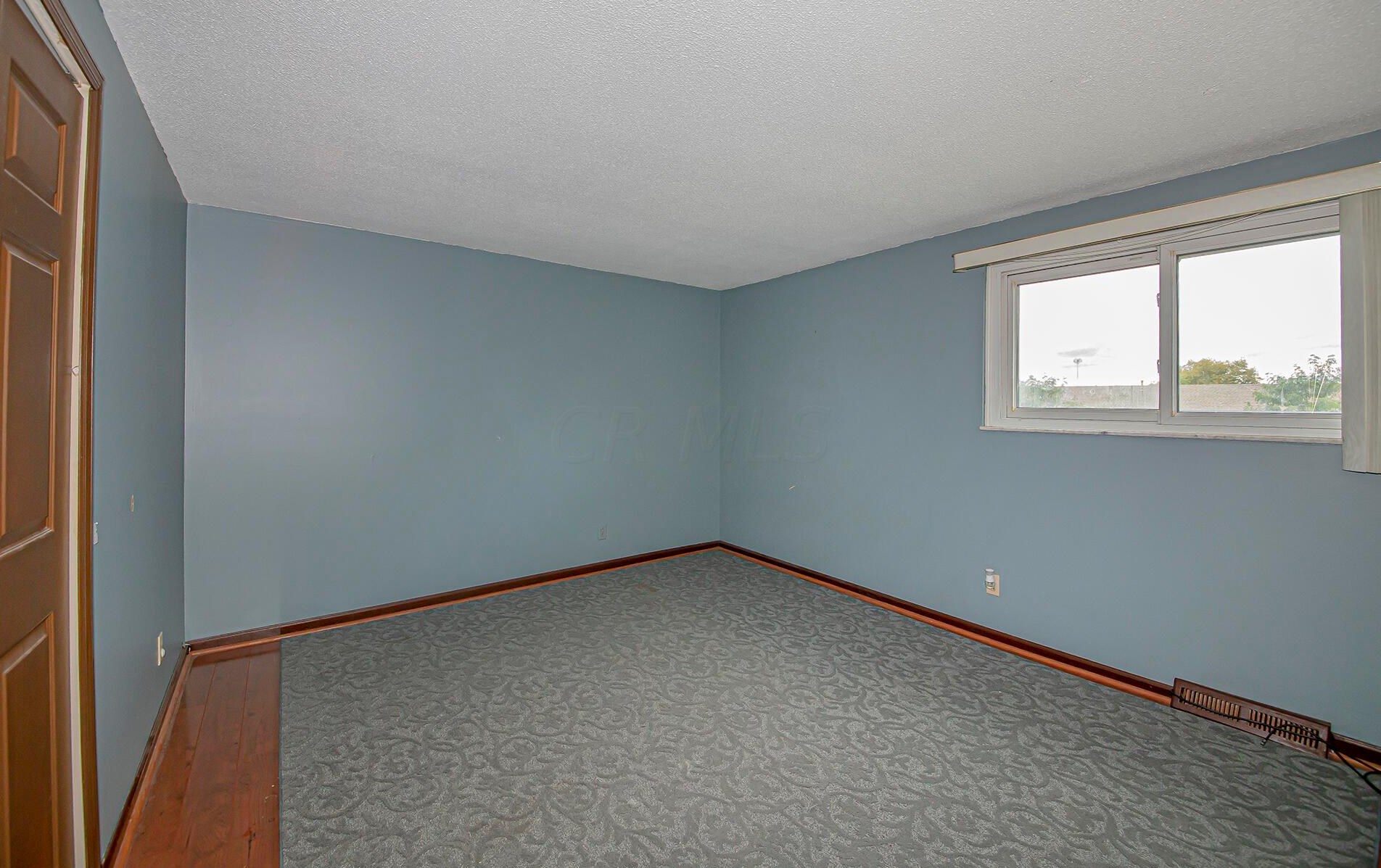 180 Landover Rd, Columbus OH 43230-3130 exterior