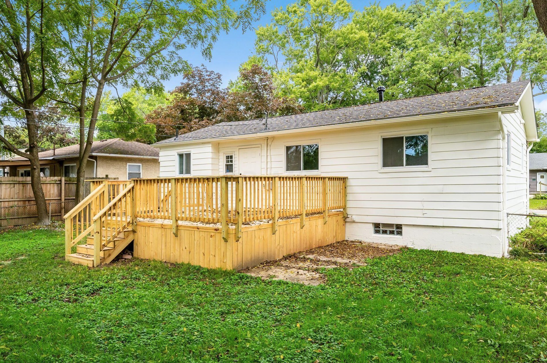 1651 Case Rd, Columbus OH  43235-7518 exterior