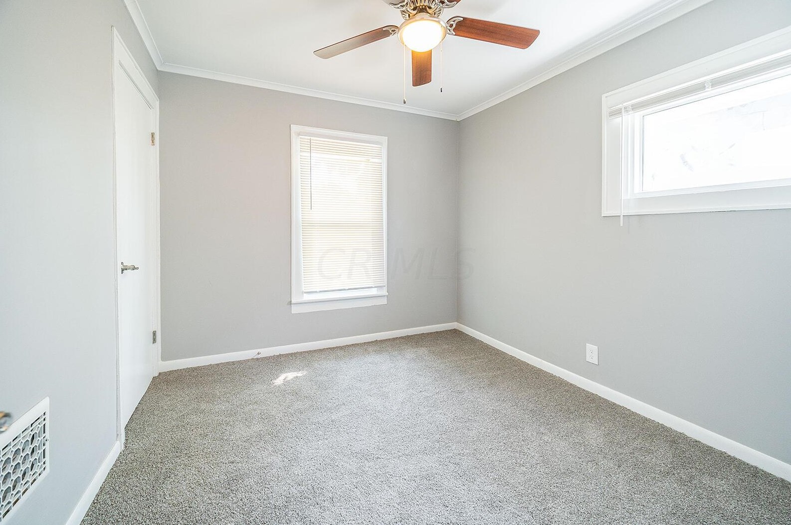 98 Oakley Ave, Columbus OH  43204-3214 exterior