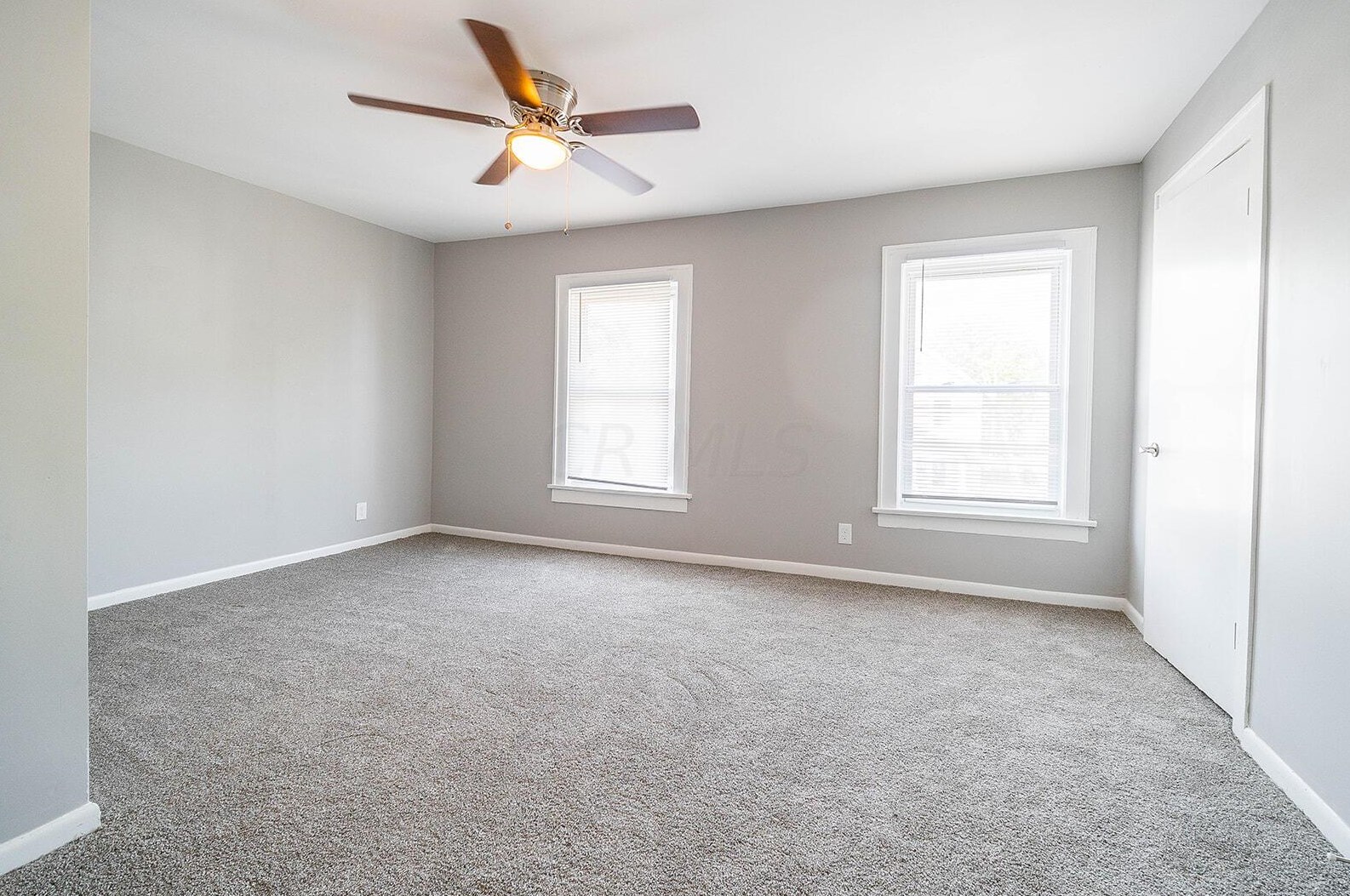 98 Oakley Ave, Columbus OH  43204-3214 exterior