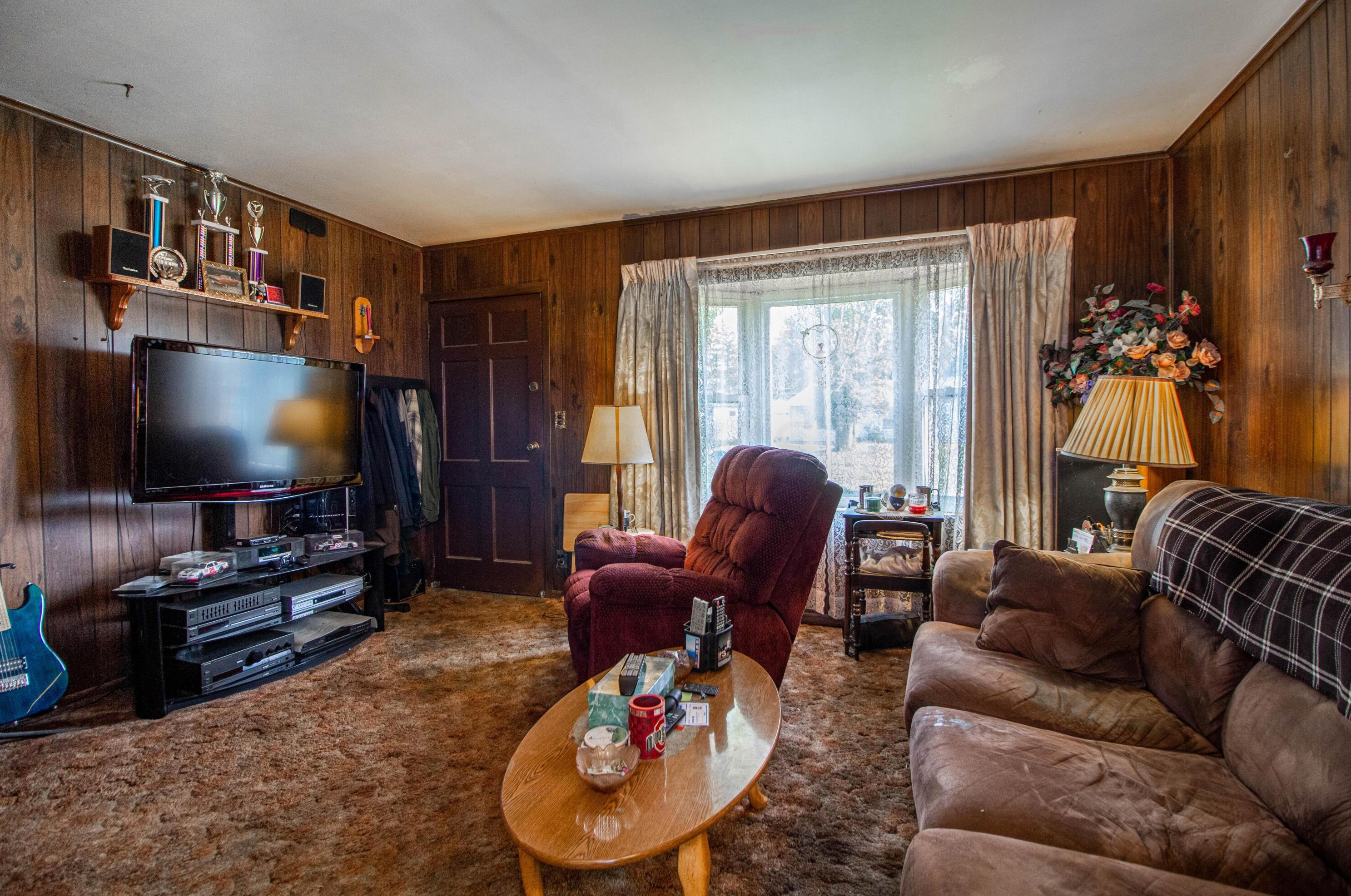 2721 Claude Dr, Columbus, OH 43207-3646