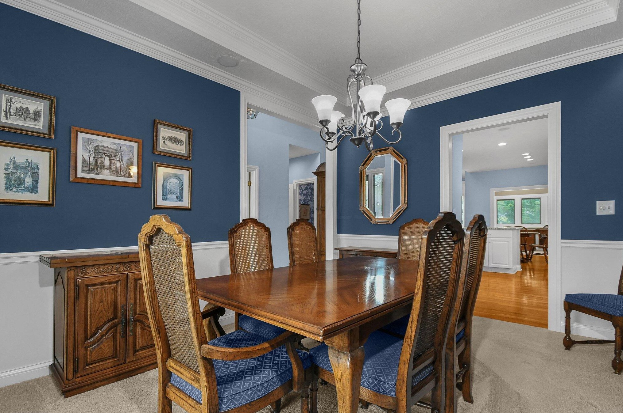 1917 Lake Shore Dr, Columbus OH 43204-4963 exterior