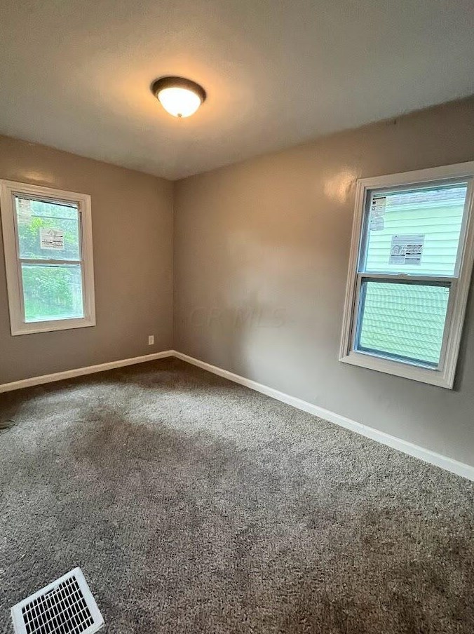 484 Weyant Ave, Columbus OH  43213-2276 exterior