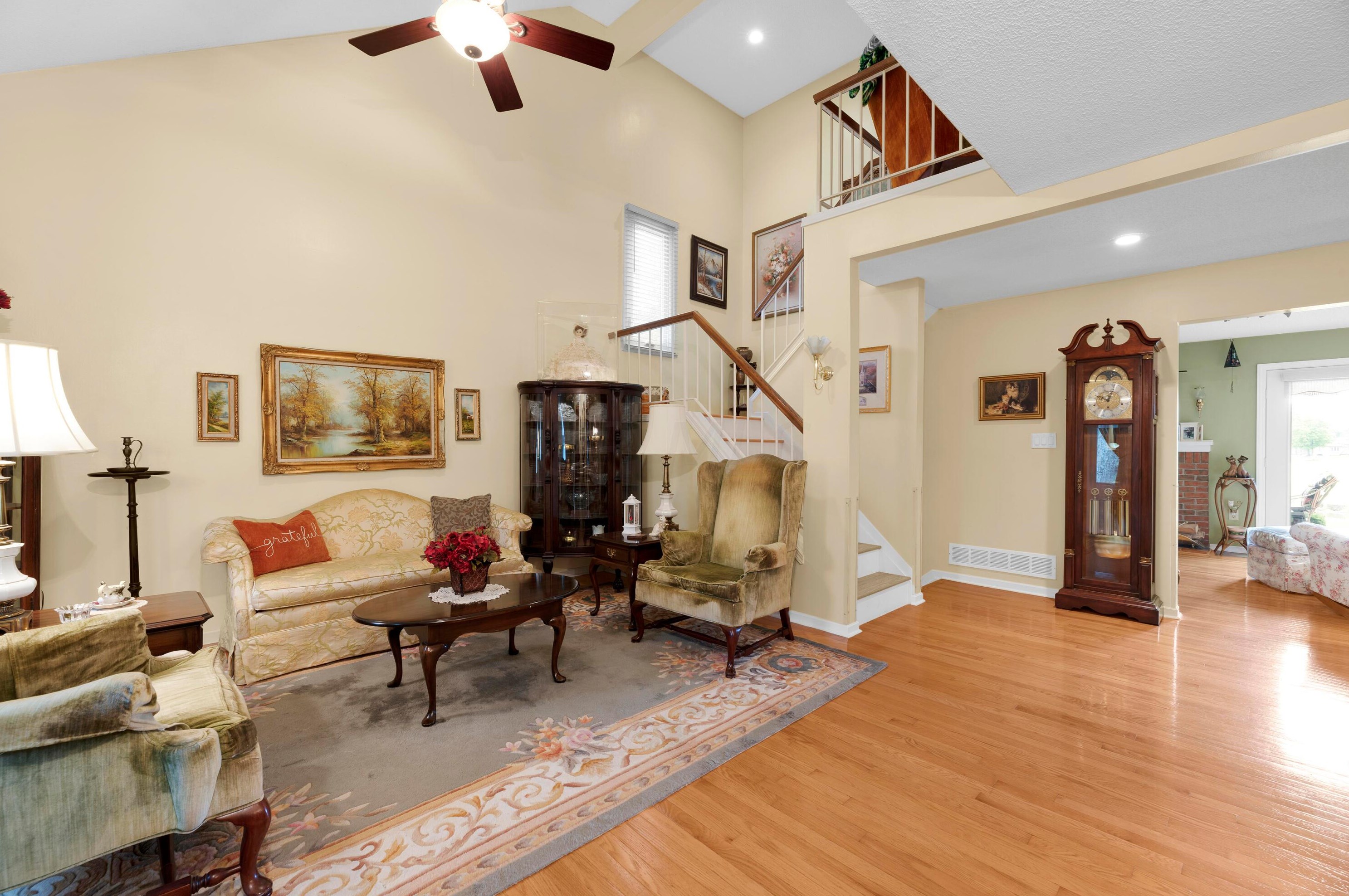 6057 Arran Ct, Dublin, OH 43017-8546