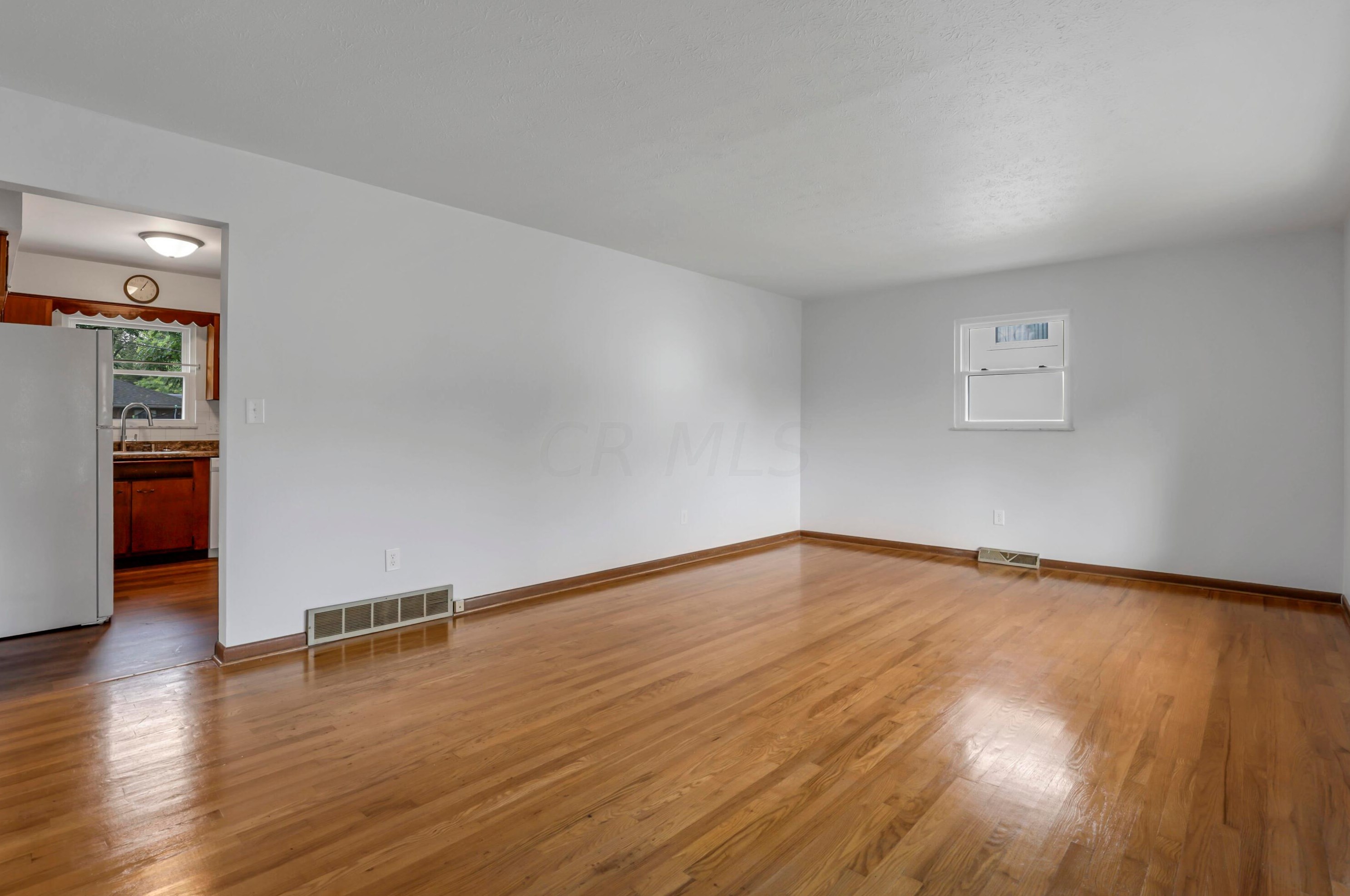 133 Rita Ct, Columbus OH 43213-1719 exterior