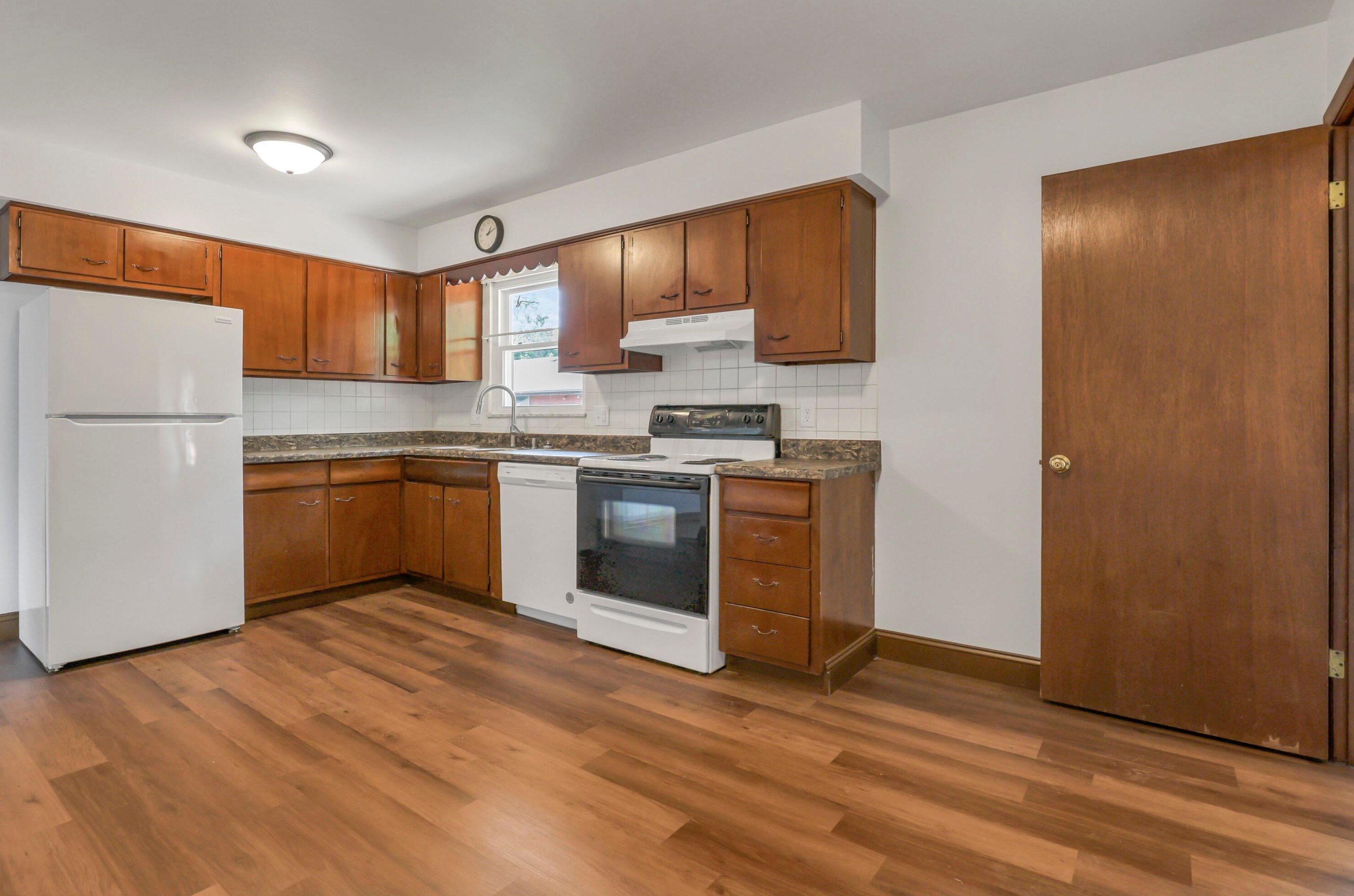 133 Rita Ct, Columbus OH 43213-1719 exterior