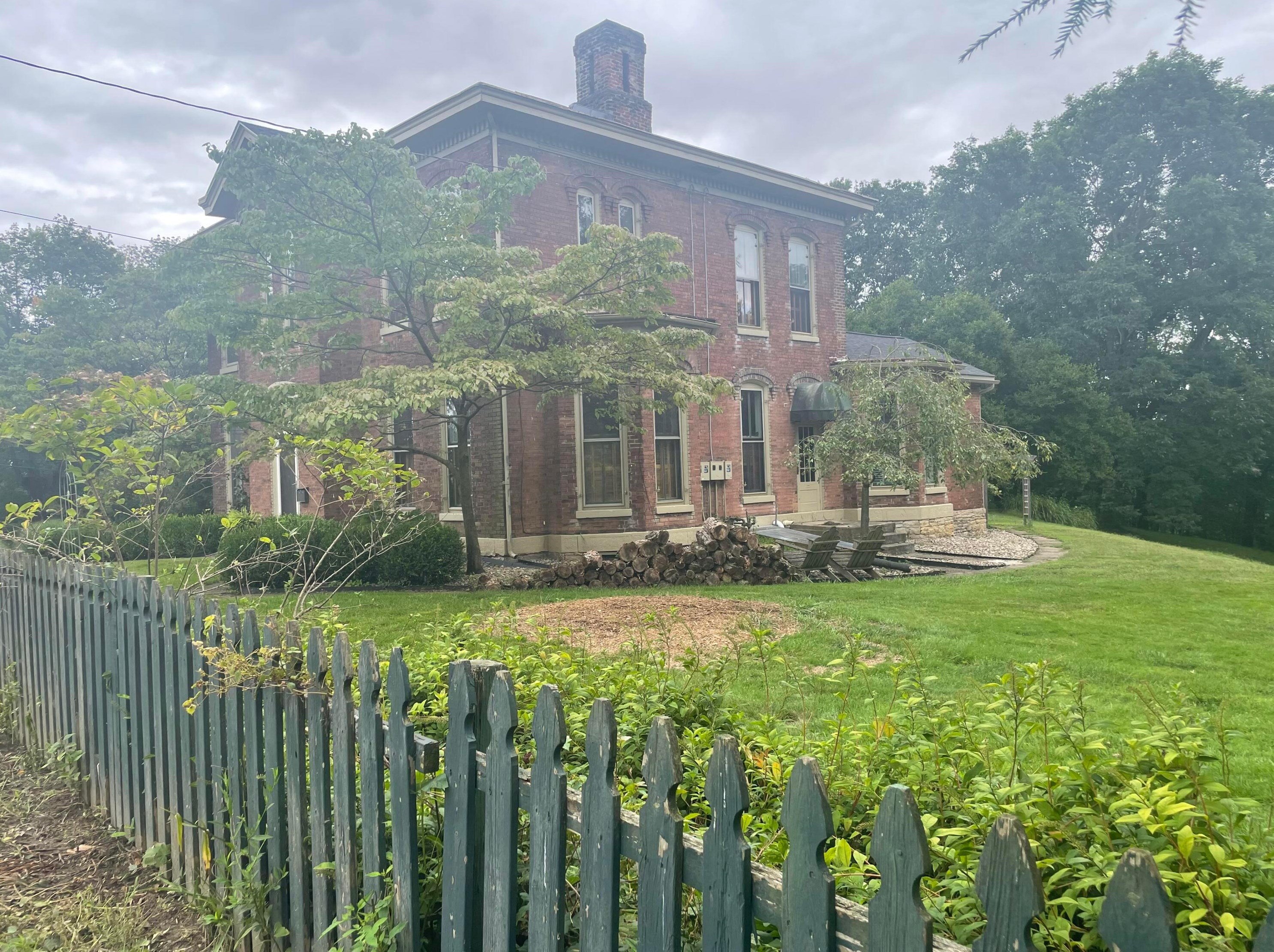 354 Cliffwood Ave, Zanesville, OH 43701