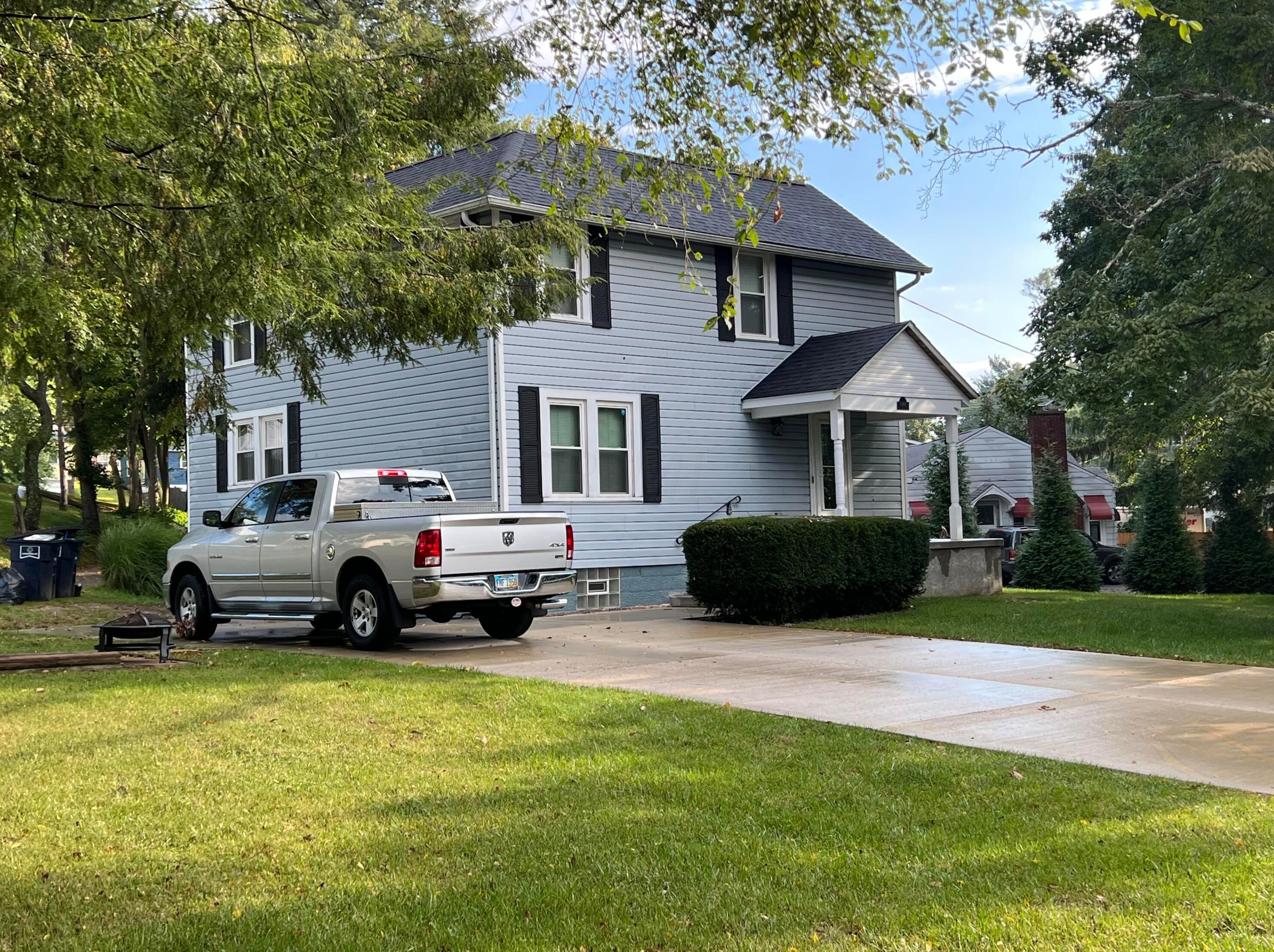 1161 Frederick St, Lancaster, OH 43130-2750