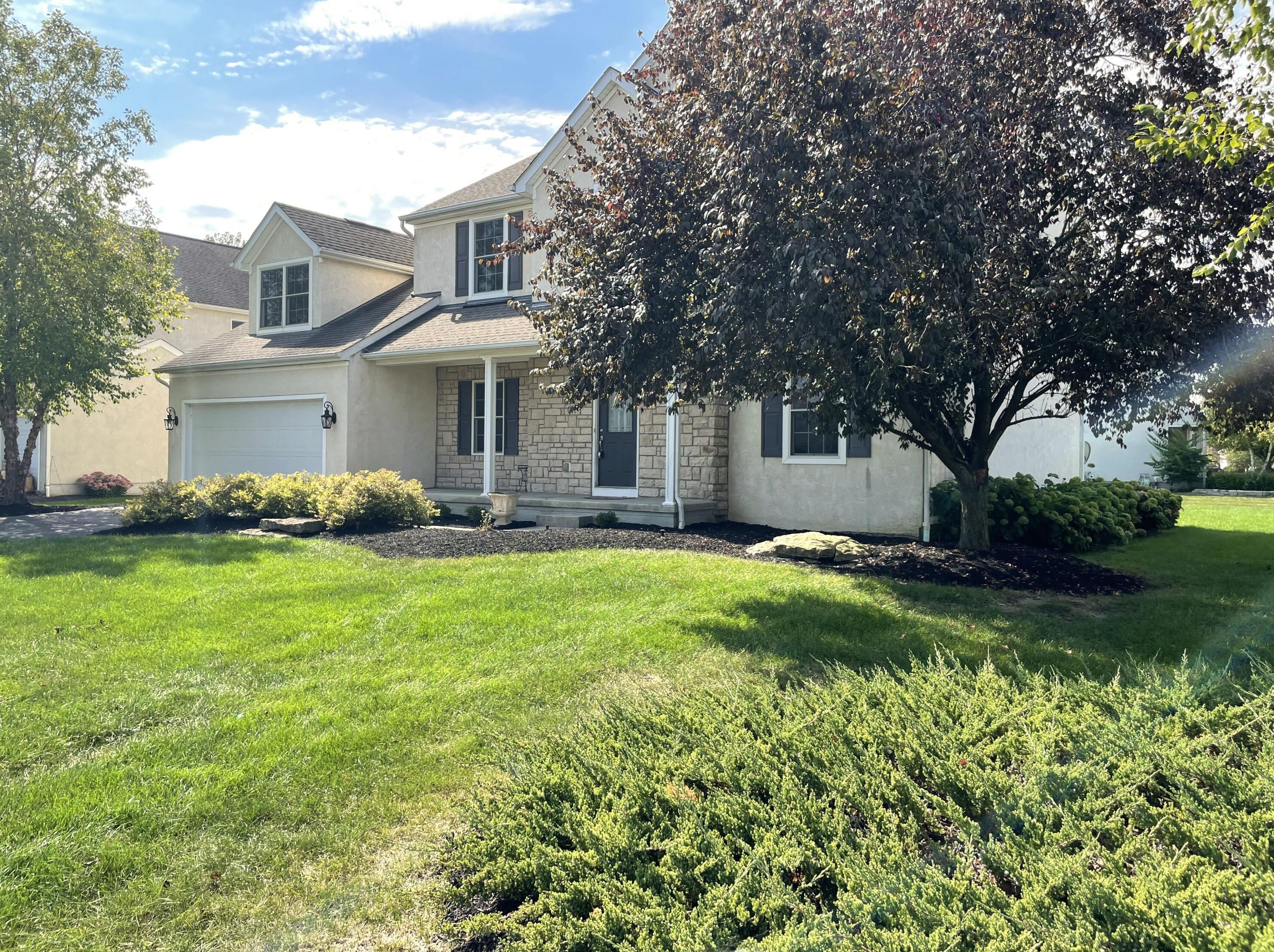 4707 Nadine Park Dr, Hilliard OH  43026-6076 exterior