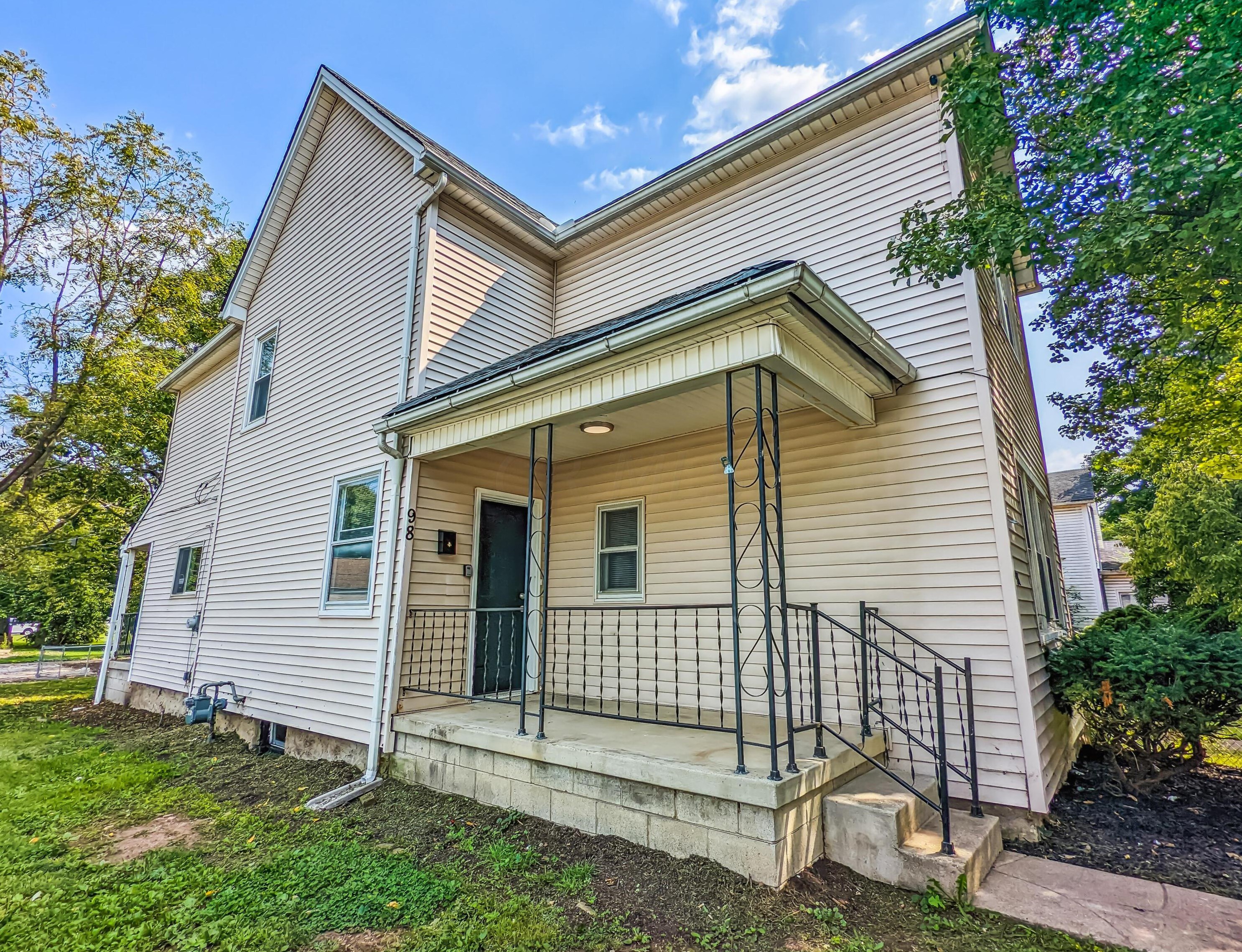 98 Princeton Ave, Columbus, OH 43222-1138