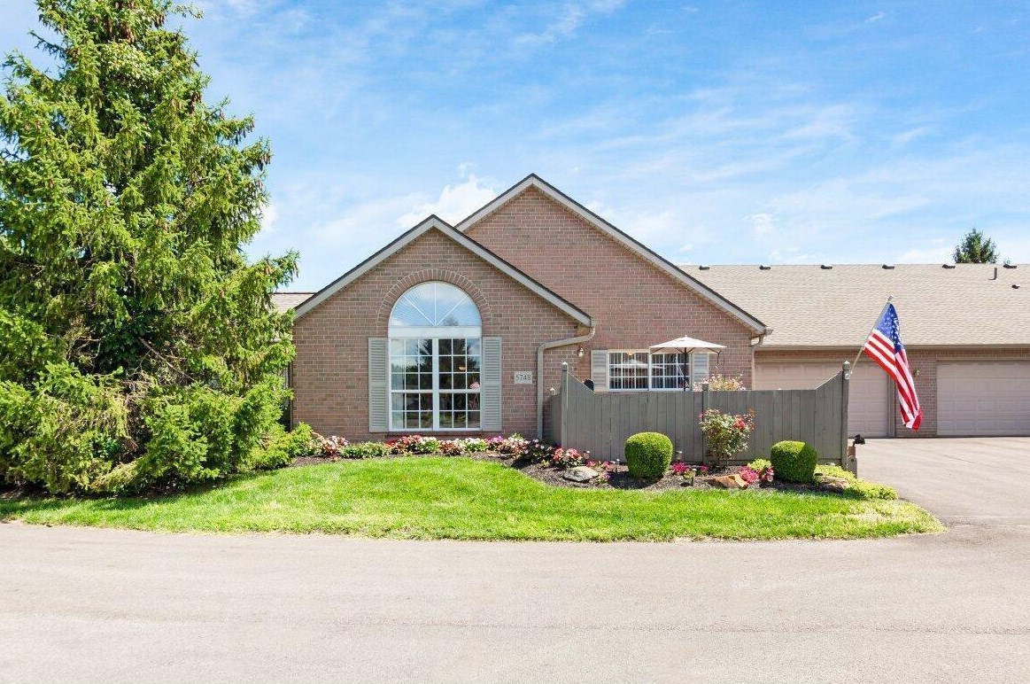 5748 Grackle Ln, Westerville, OH 43081-8673