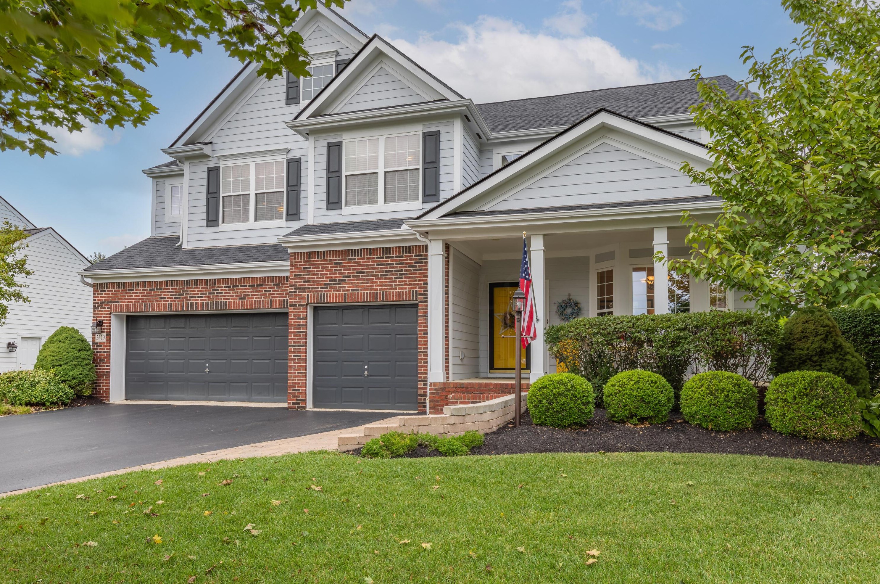 5629 Royal Dublin Dr, Dublin, OH 43016-6037
