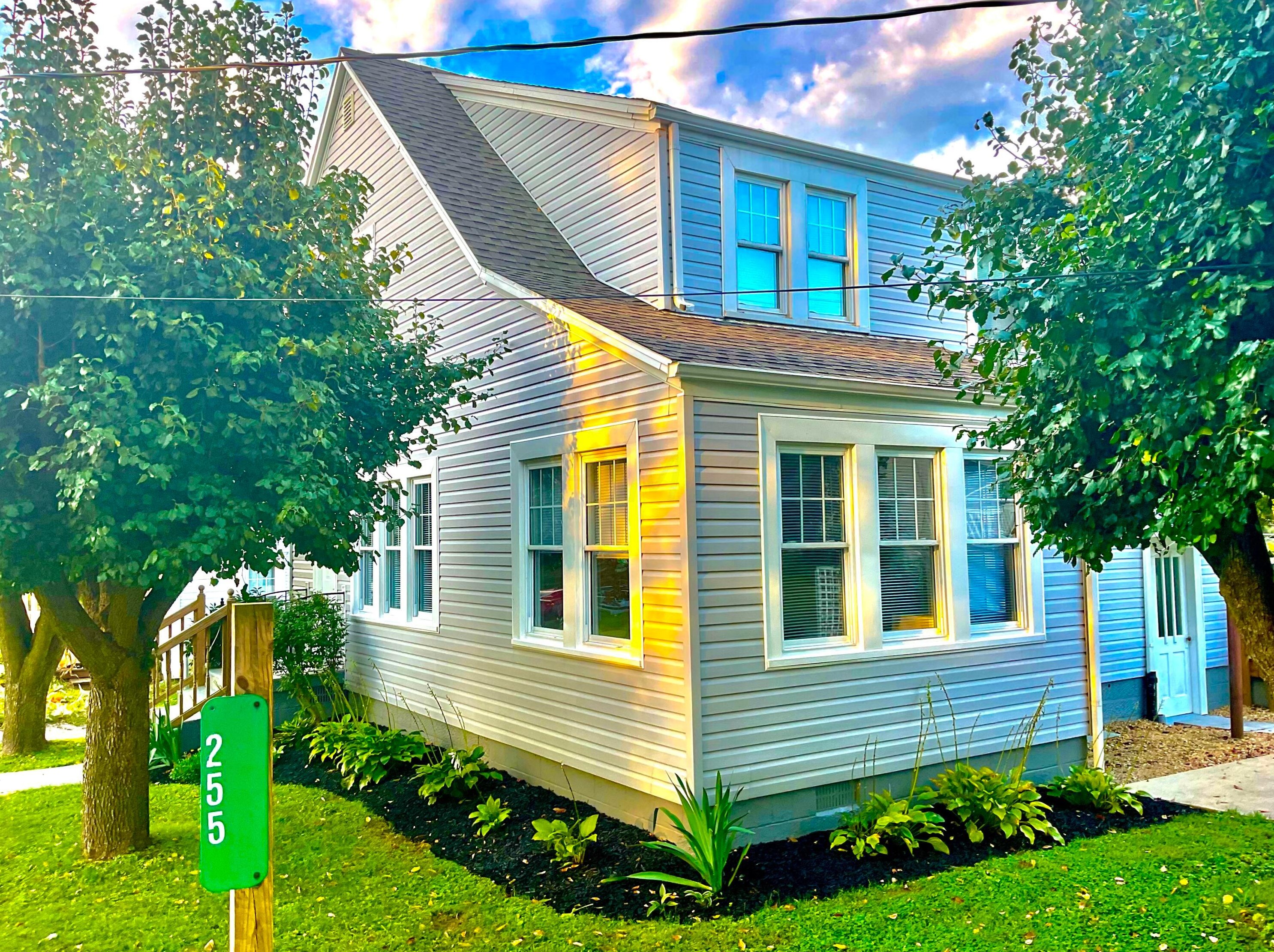 255 Park Side Ave, New Lexington, OH 43764-1353