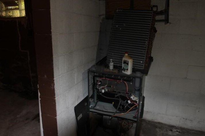 664 Rhoads Ave, Columbus OH  43205-2530 exterior