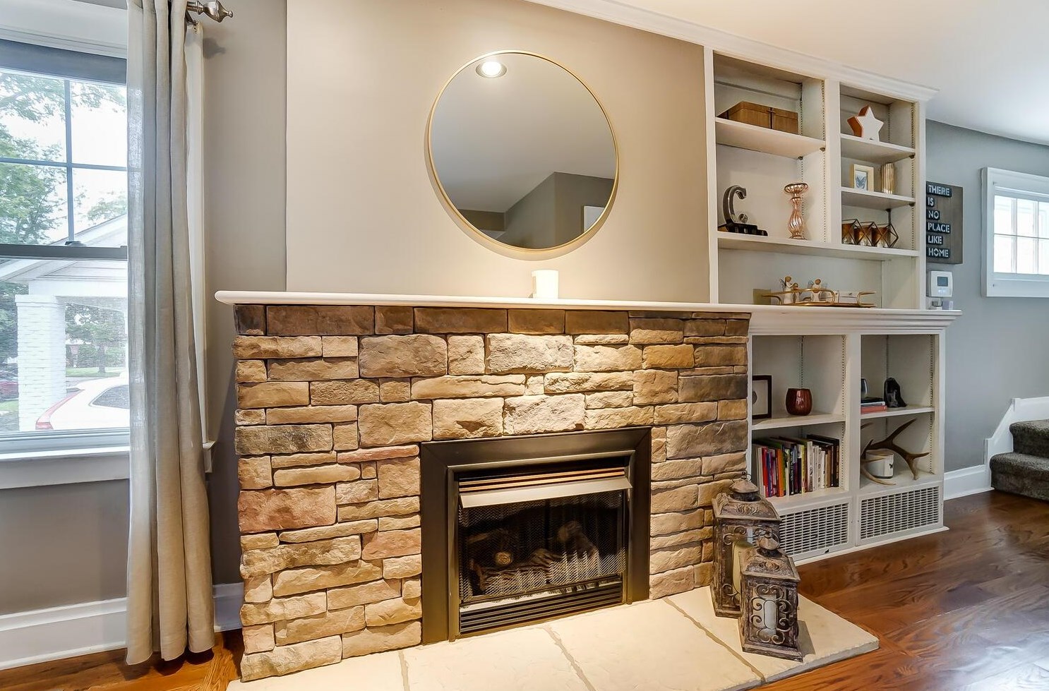 54 Gdn Rd, Columbus OH 43214-2236 exterior