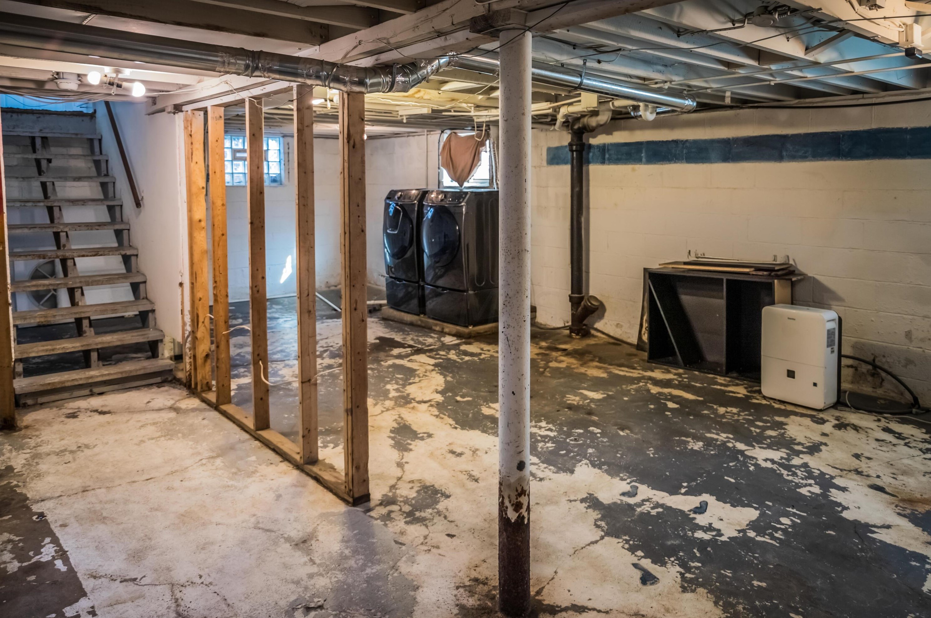 680 Racine Ave, Columbus OH 43204-2963 exterior