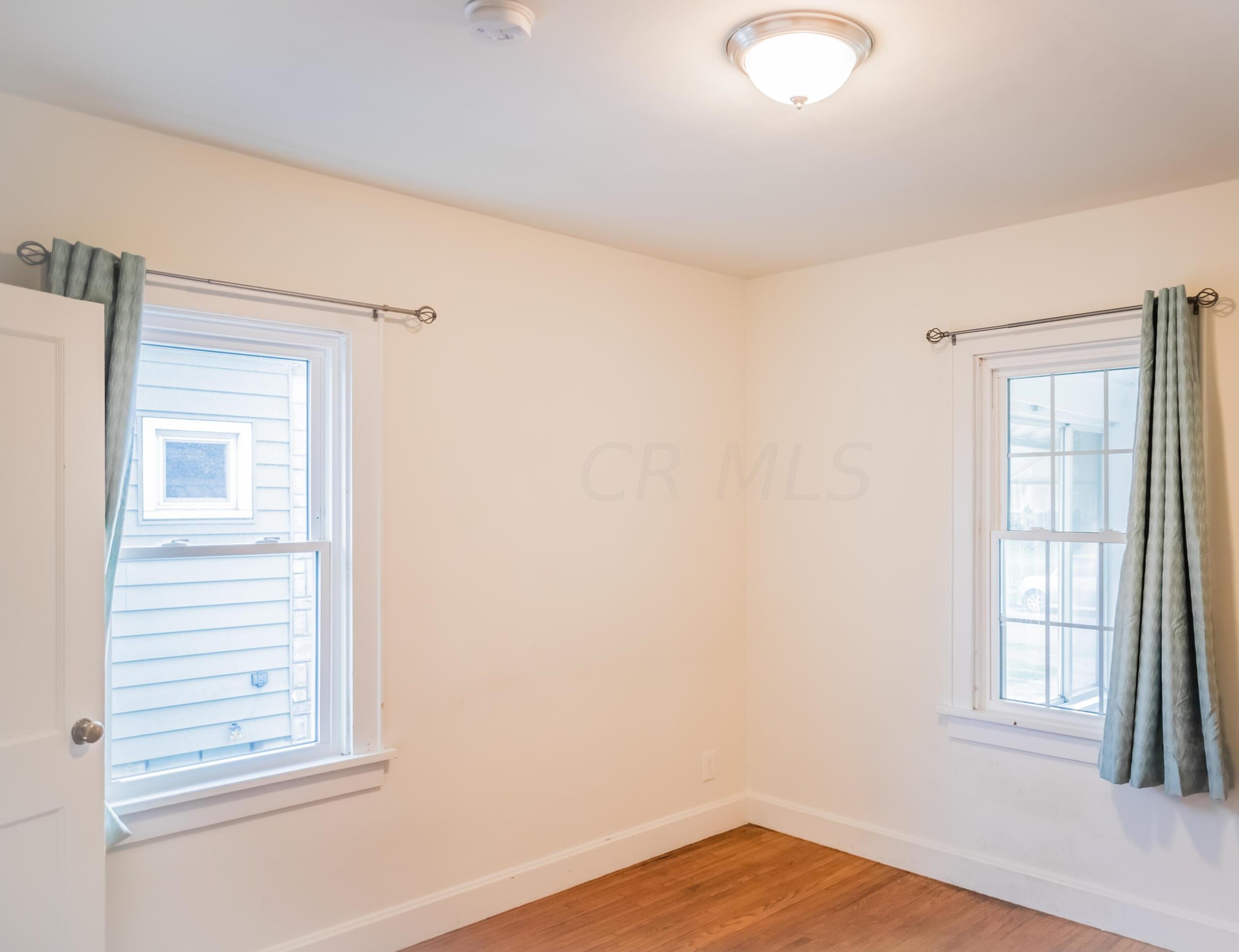 680 Racine Ave, Columbus OH 43204-2963 exterior