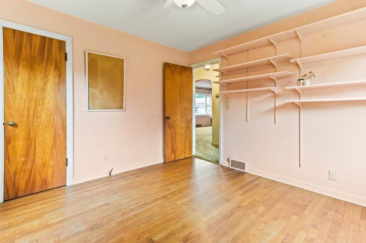 2910 Boving Rd, Lancaster OH 43130-4558 exterior