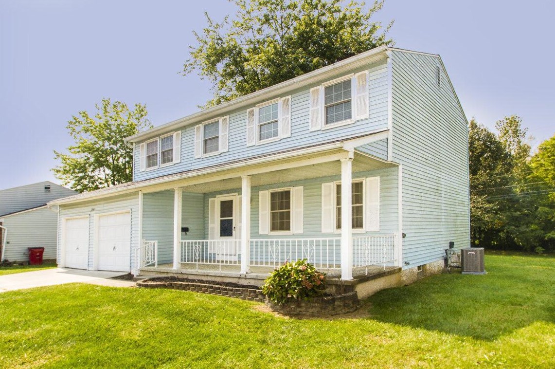 3741 Christopher Pl, Darbydale, OH 43123-2428