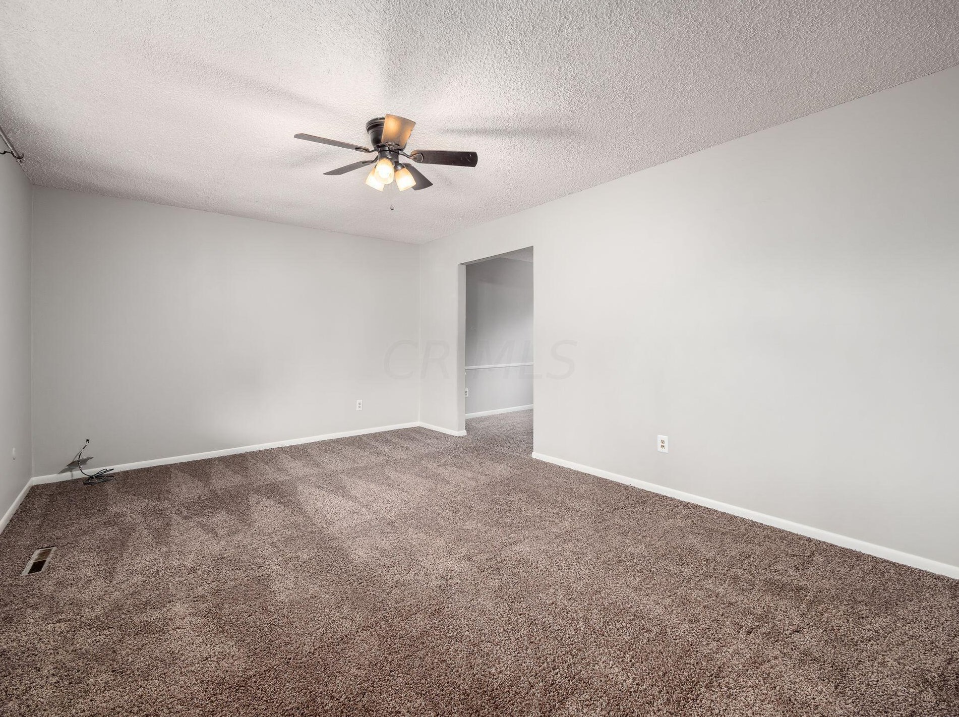 710 Caroway Blvd, Columbus OH 43230-3256 exterior