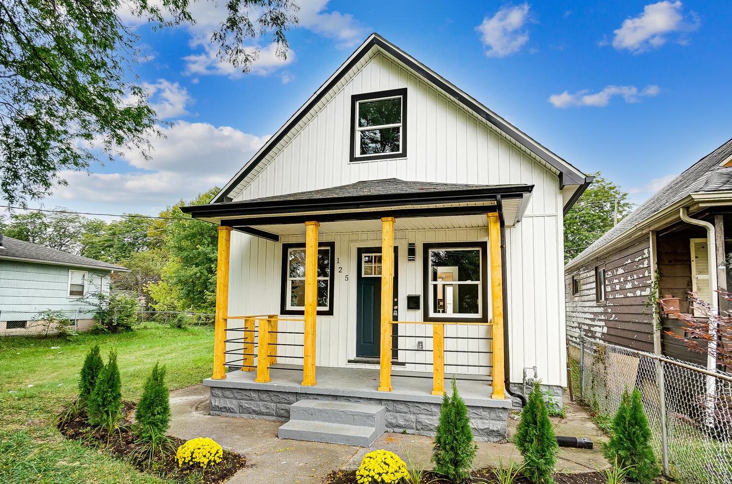 125 Schultz Ave, Columbus, OH 43222-1023