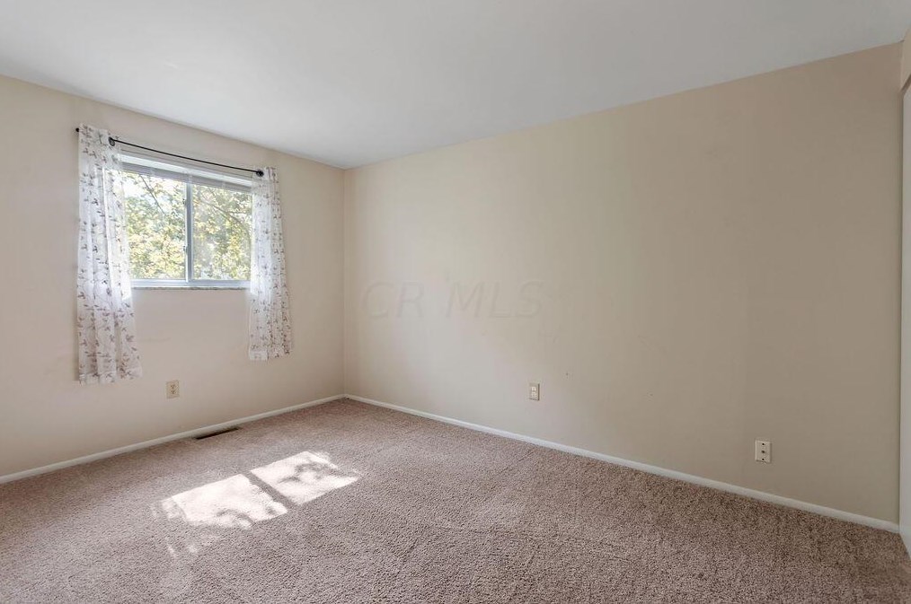 5004 Bentler Dr, Columbus OH 43232-6250 exterior