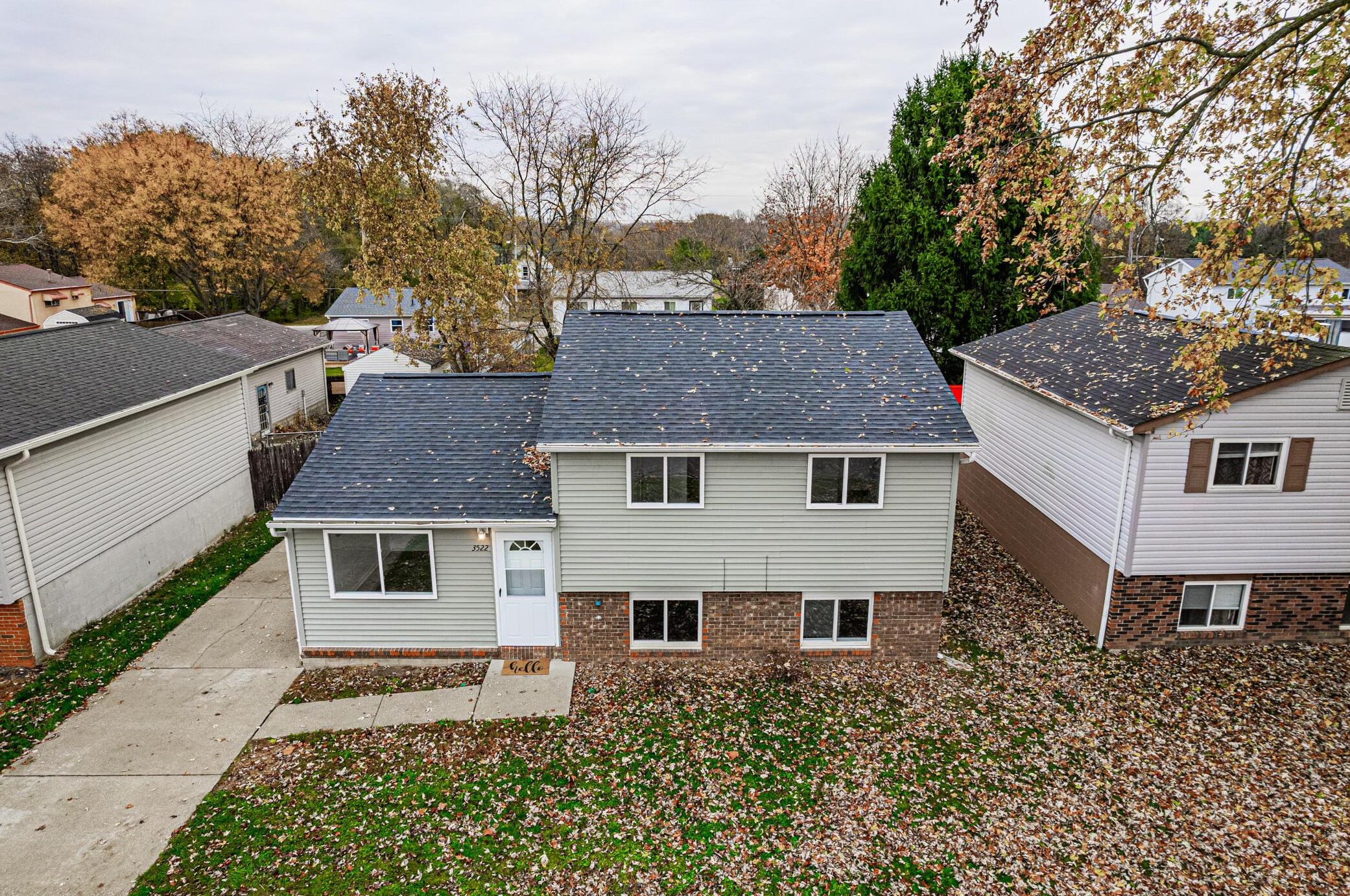 3522 Meadow Valley St, Columbus, OH 43207-3544
