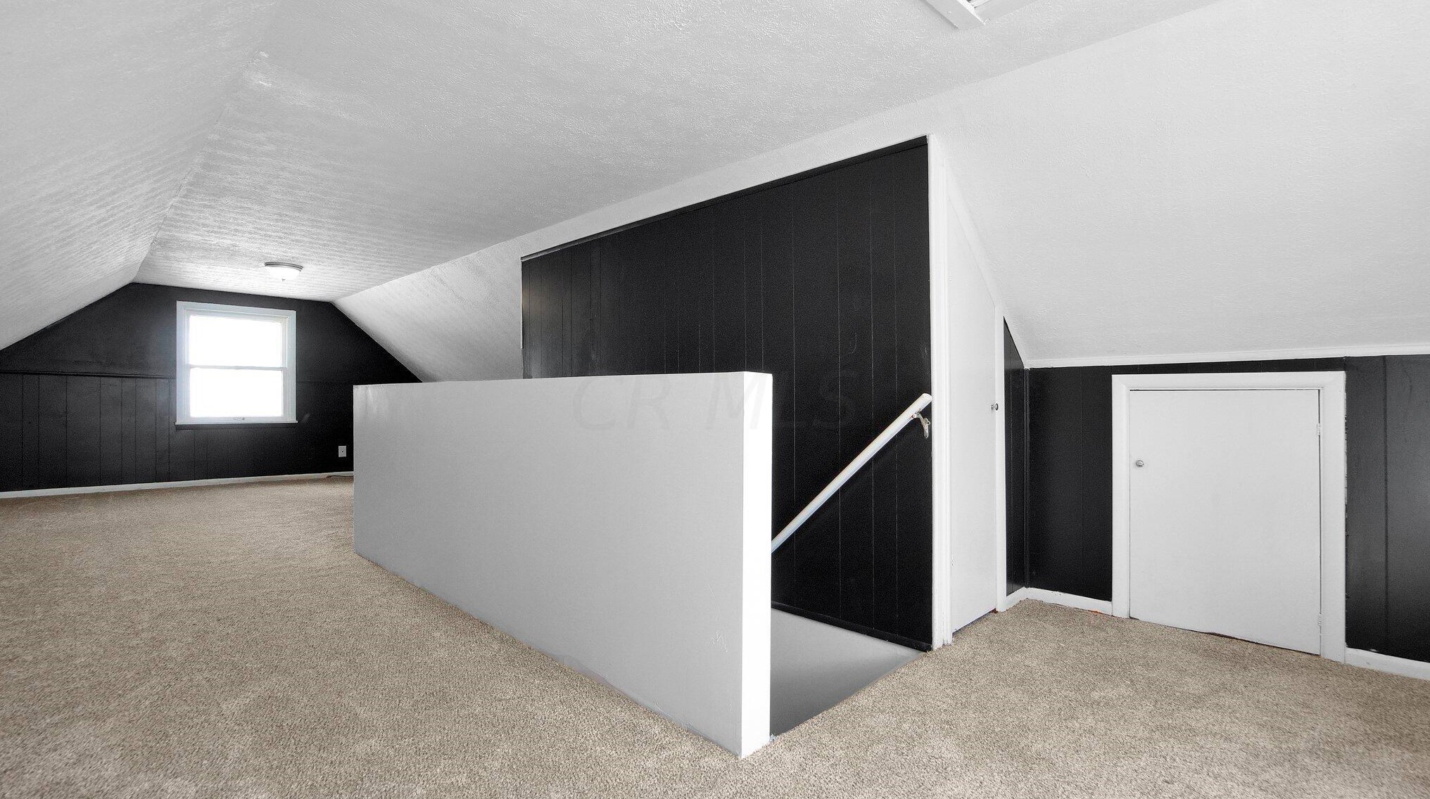 2852 Northglen Dr, Columbus OH 43224-4674 exterior