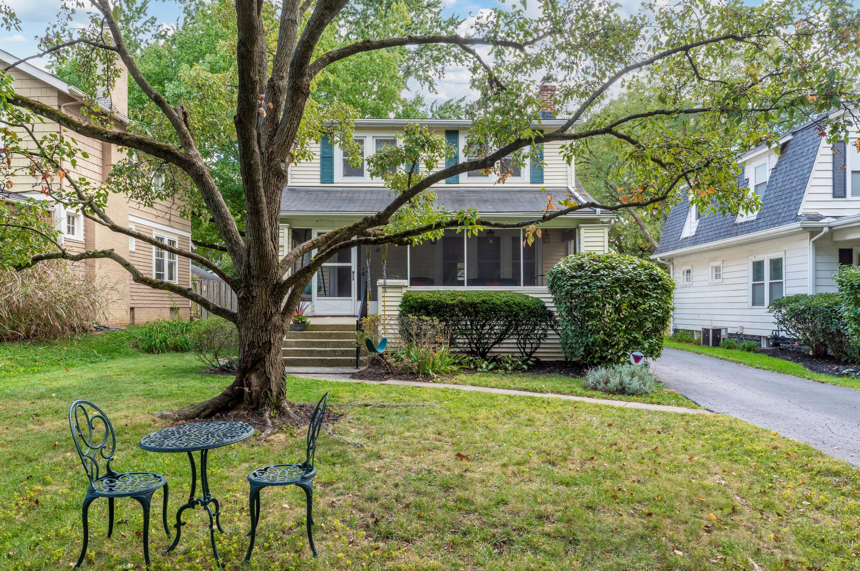 233 Brevoort Rd, Columbus, OH 43214-3825
