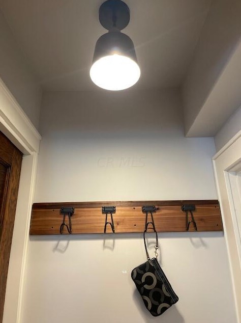 241 Gdn Rd, Columbus OH 43224-1010 exterior