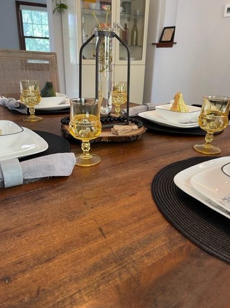 241 Gdn Rd, Columbus OH 43224-1010 exterior