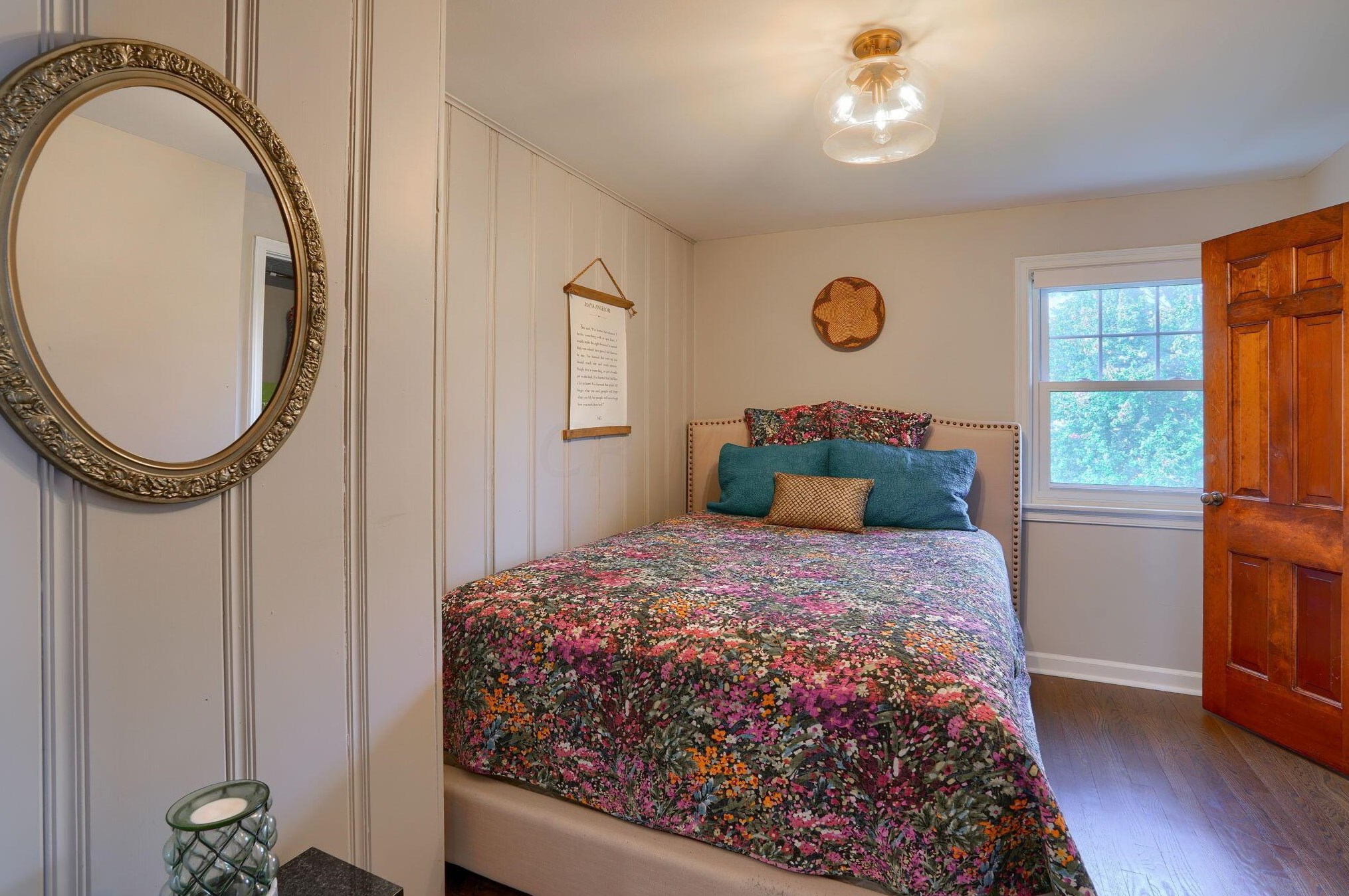 241 Gdn Rd, Columbus OH 43224-1010 exterior