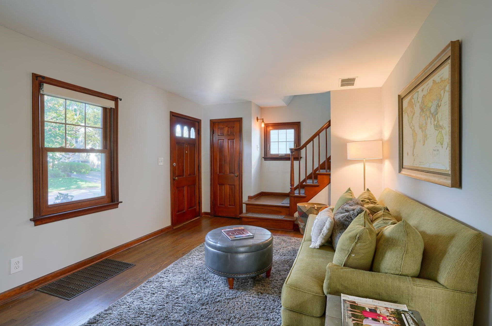 241 Gdn Rd, Columbus OH 43224-1010 exterior