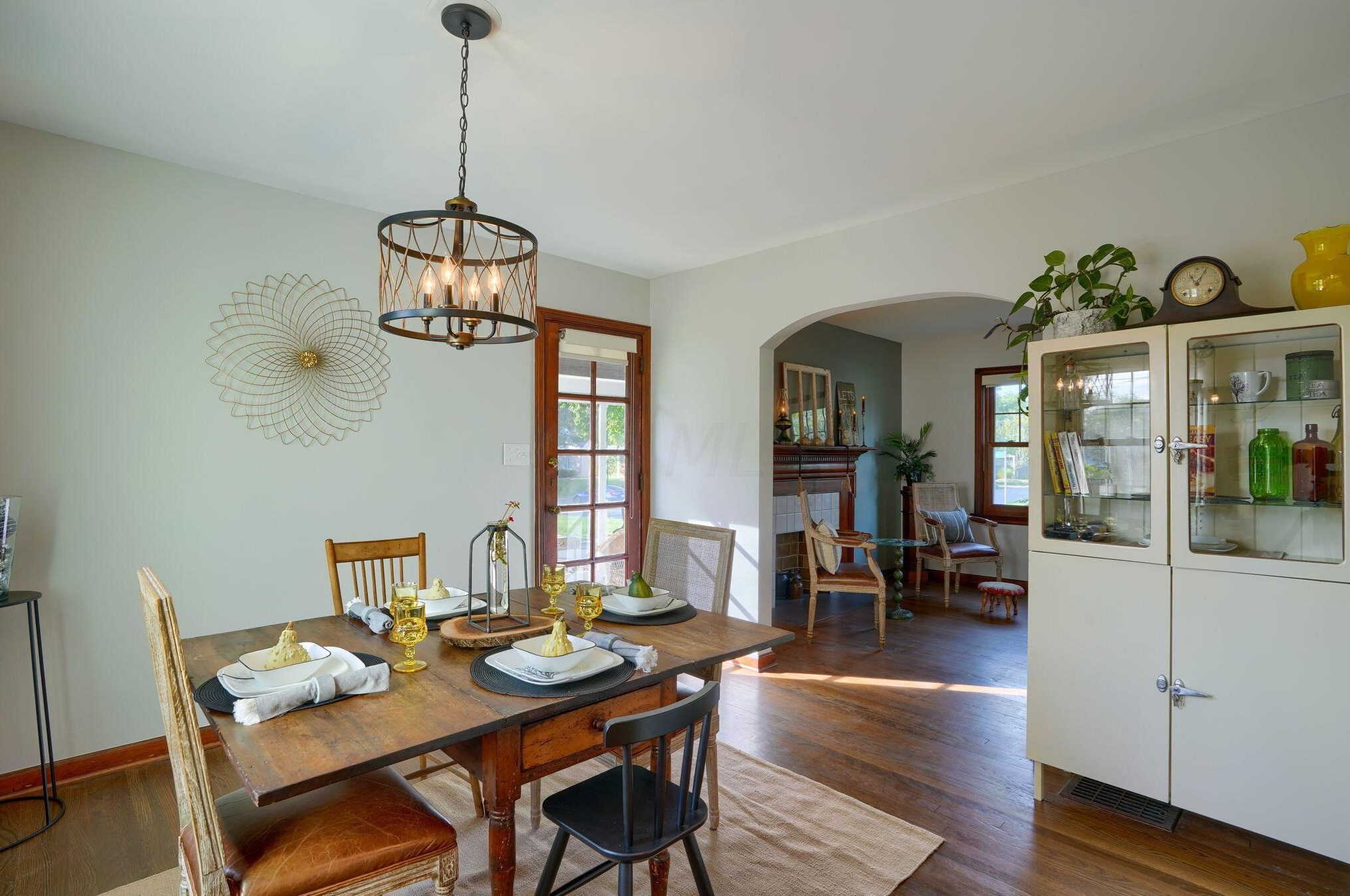 241 Gdn Rd, Columbus OH 43224-1010 exterior