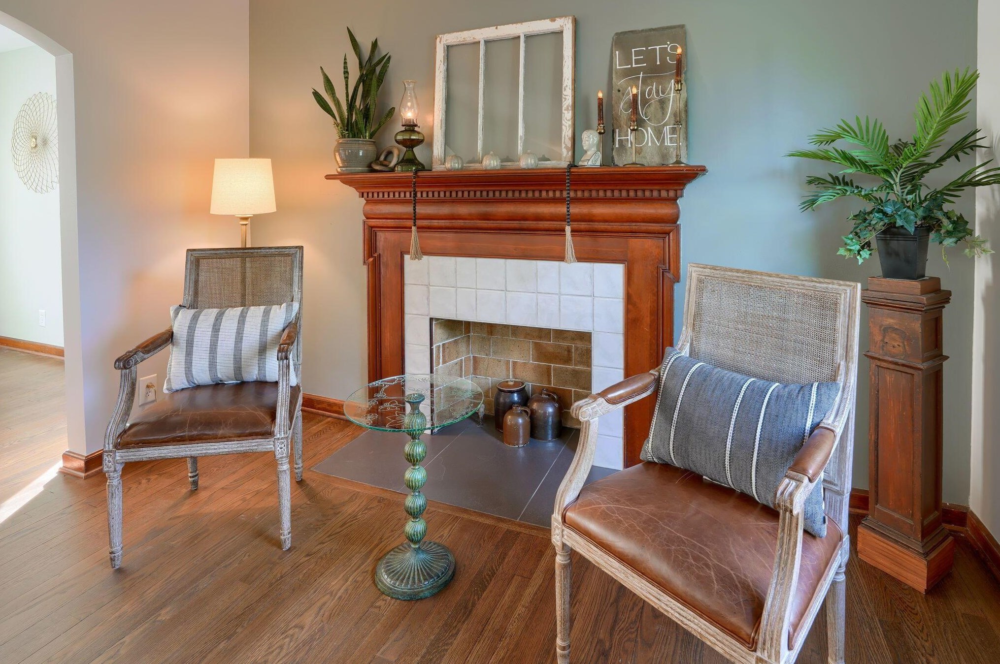 241 Gdn Rd, Columbus OH 43224-1010 exterior