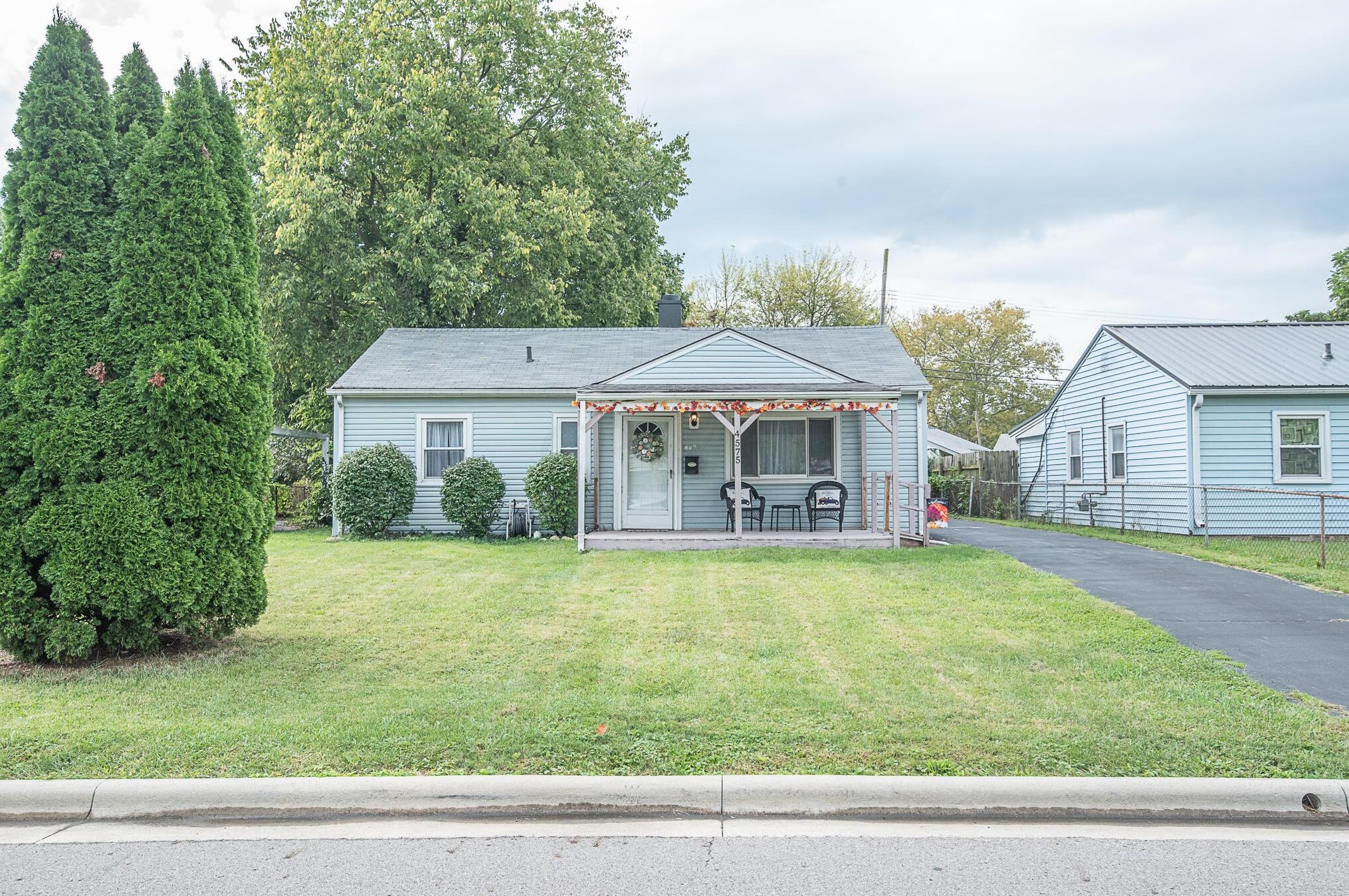 4575 San Jose Ln, Columbus, OH 43213-1978