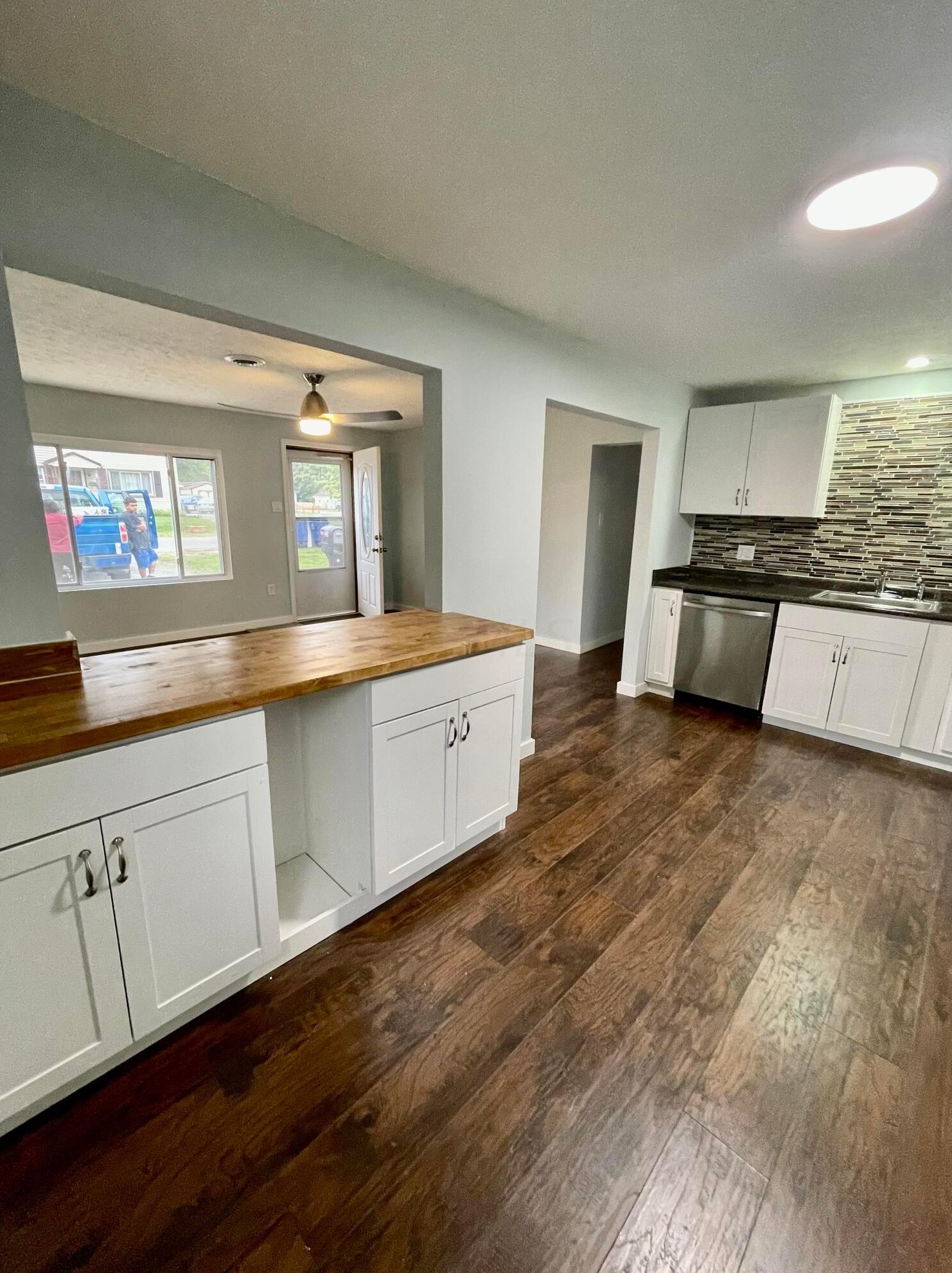 223 Southard Dr, Columbus OH  43207-2967 exterior