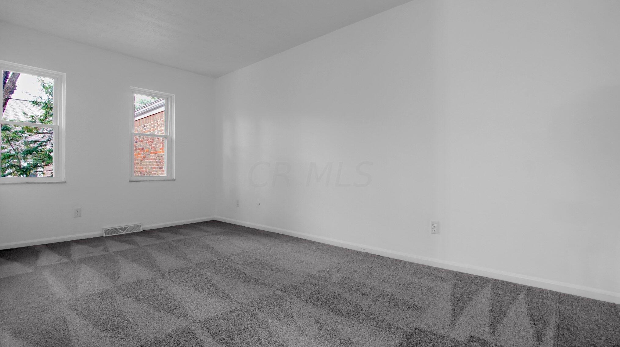 5611 Chowning Way, Columbus OH 43213-1479 exterior