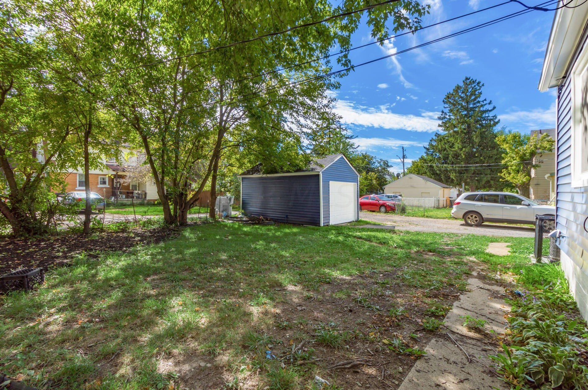 1519 Hudson St, Columbus OH 43202-2612 exterior