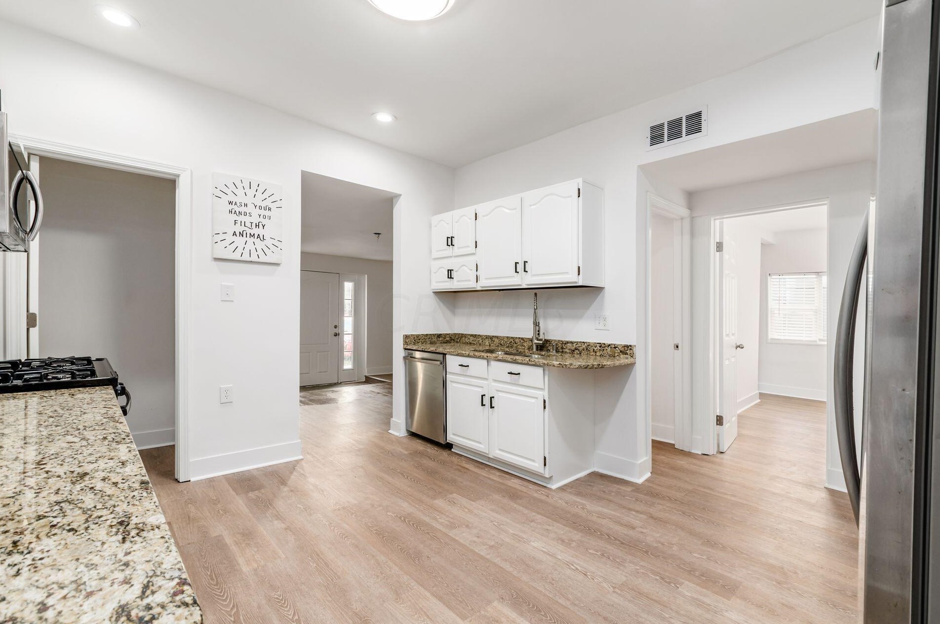 493 2nd Ave, Columbus OH  43201-3655 exterior