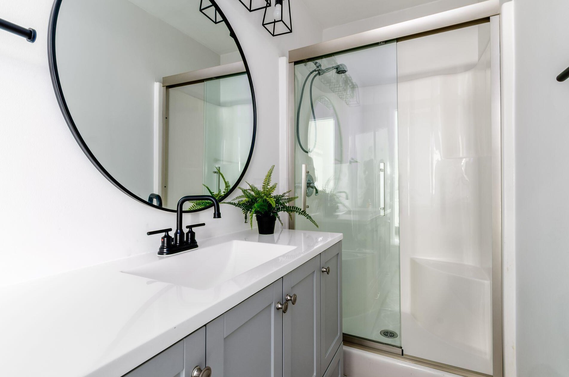 493 2nd Ave, Columbus OH  43201-3655 exterior