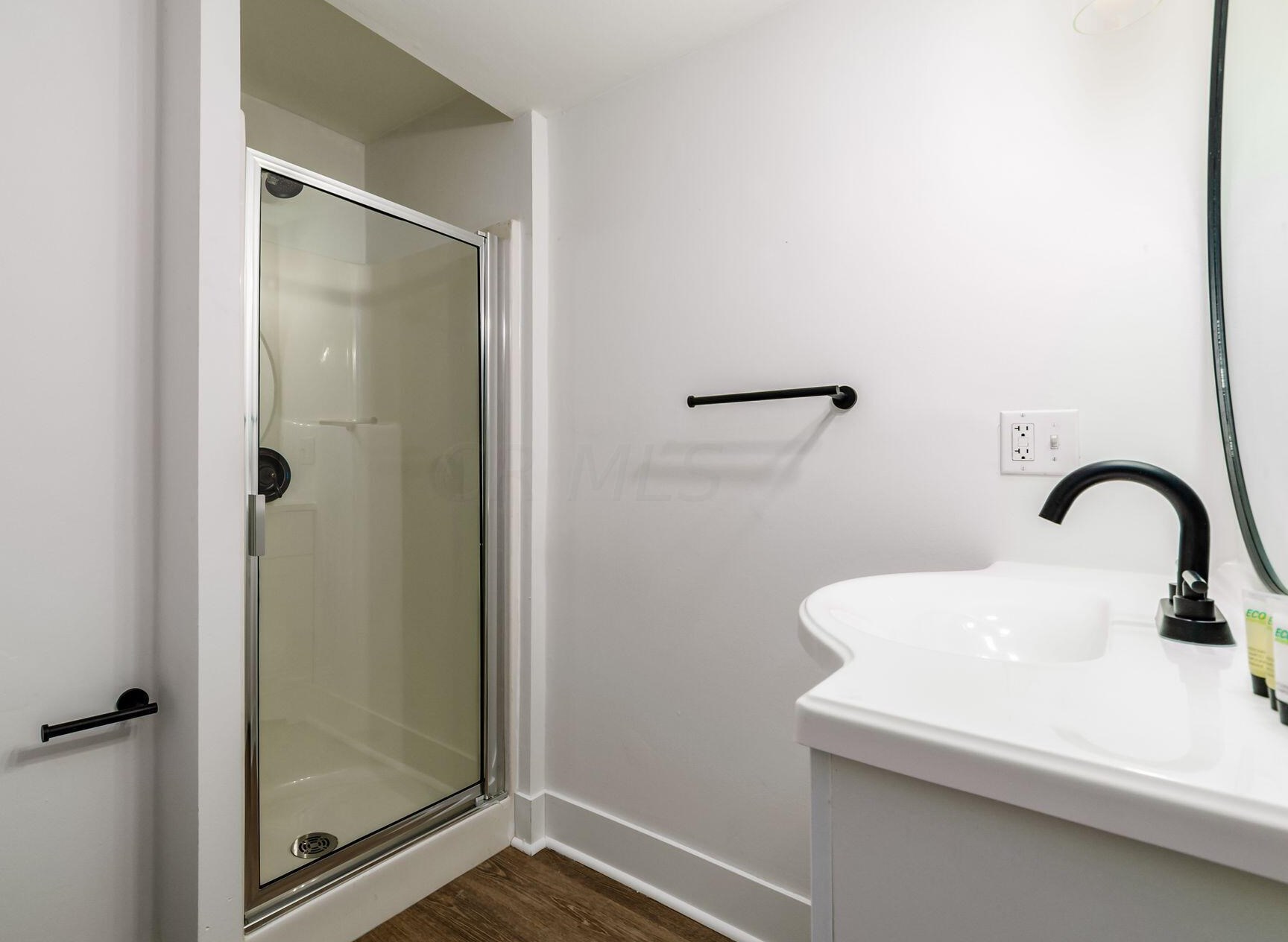 493 2nd Ave, Columbus OH  43201-3655 exterior