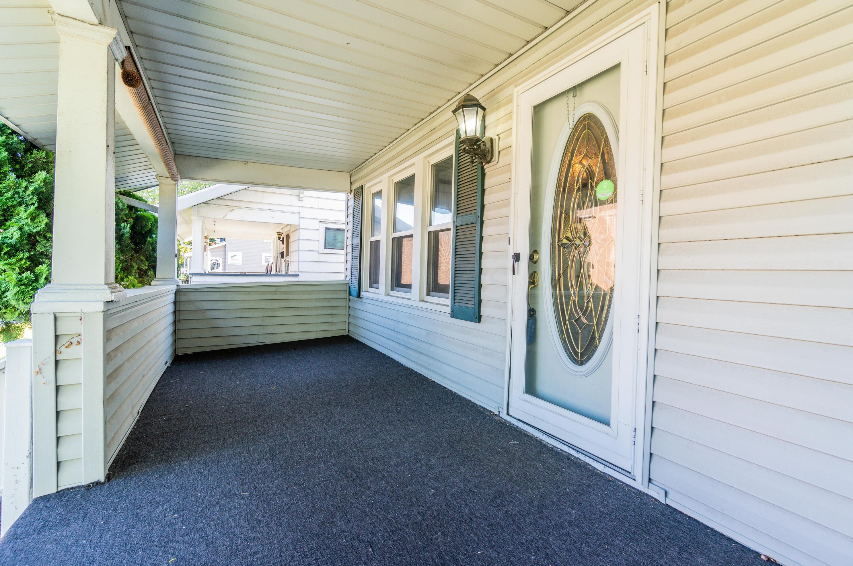 371 Sheldon Ave, Columbus, OH 43207-1255