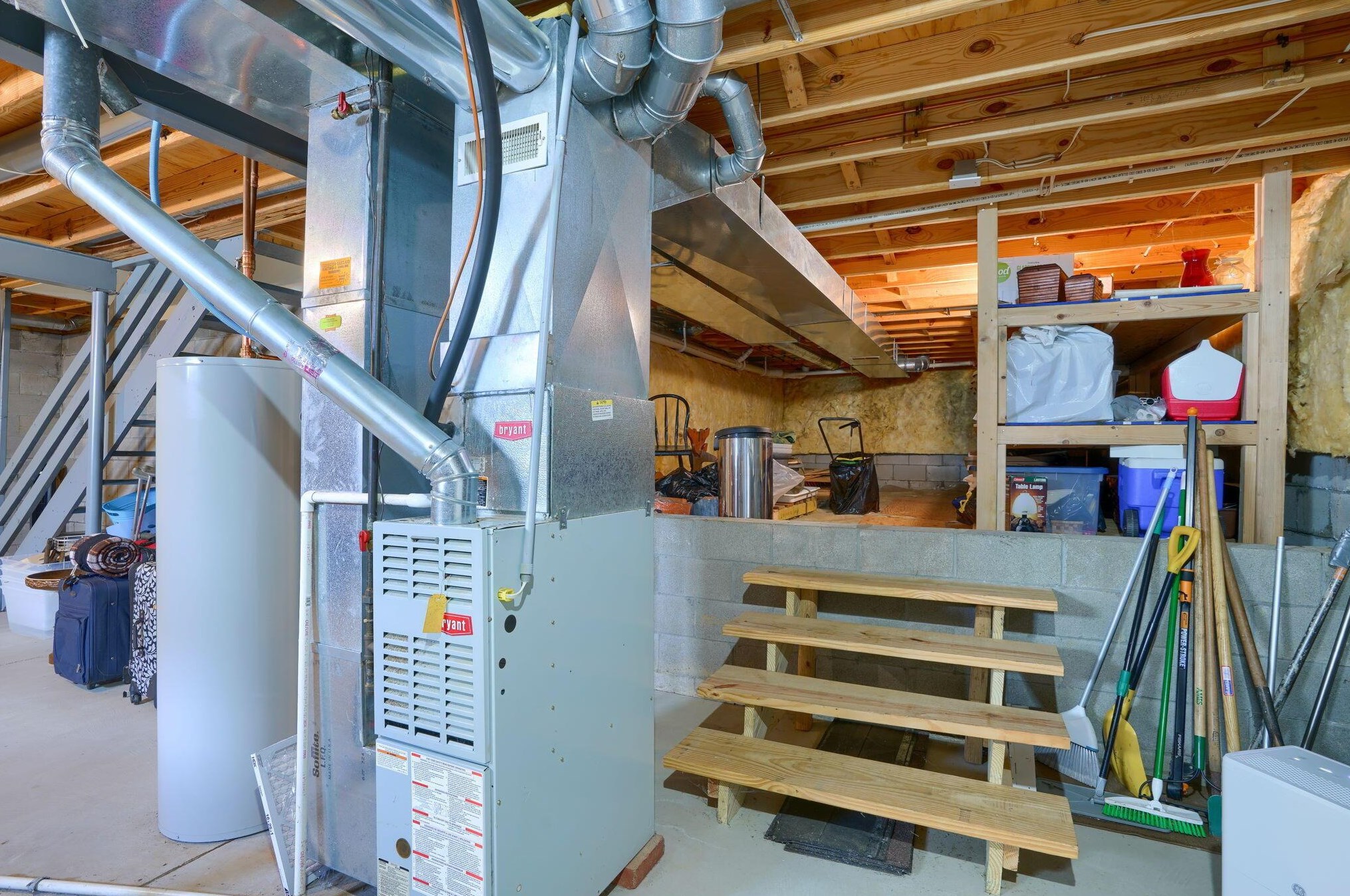 6437 Foxhill Dr, Cnl Wnchstr OH  43110-8767 exterior