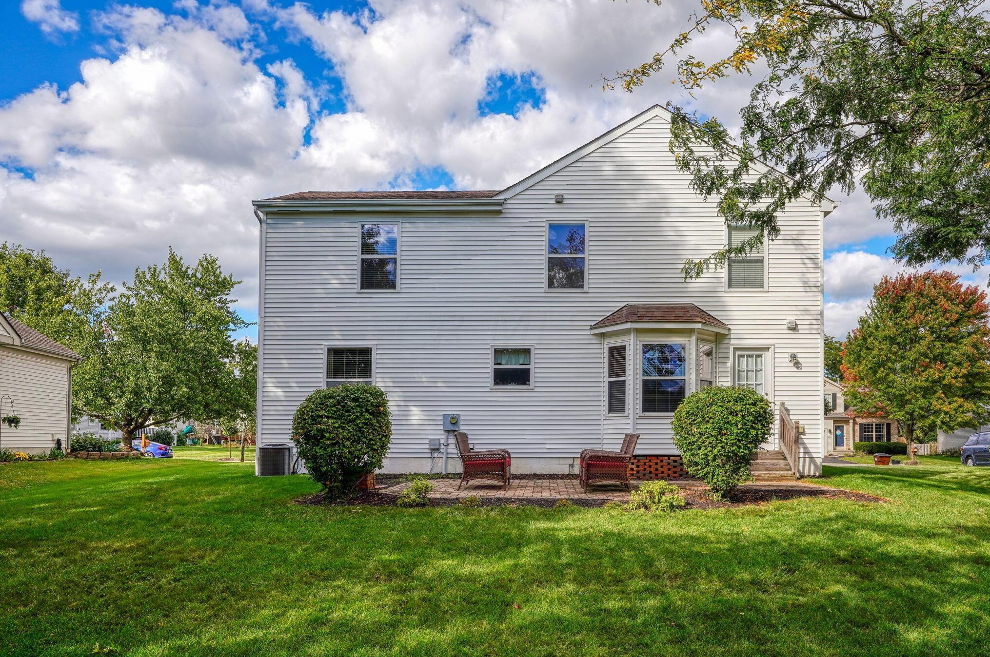 6437 Foxhill Dr, Cnl Wnchstr OH  43110-8767 exterior