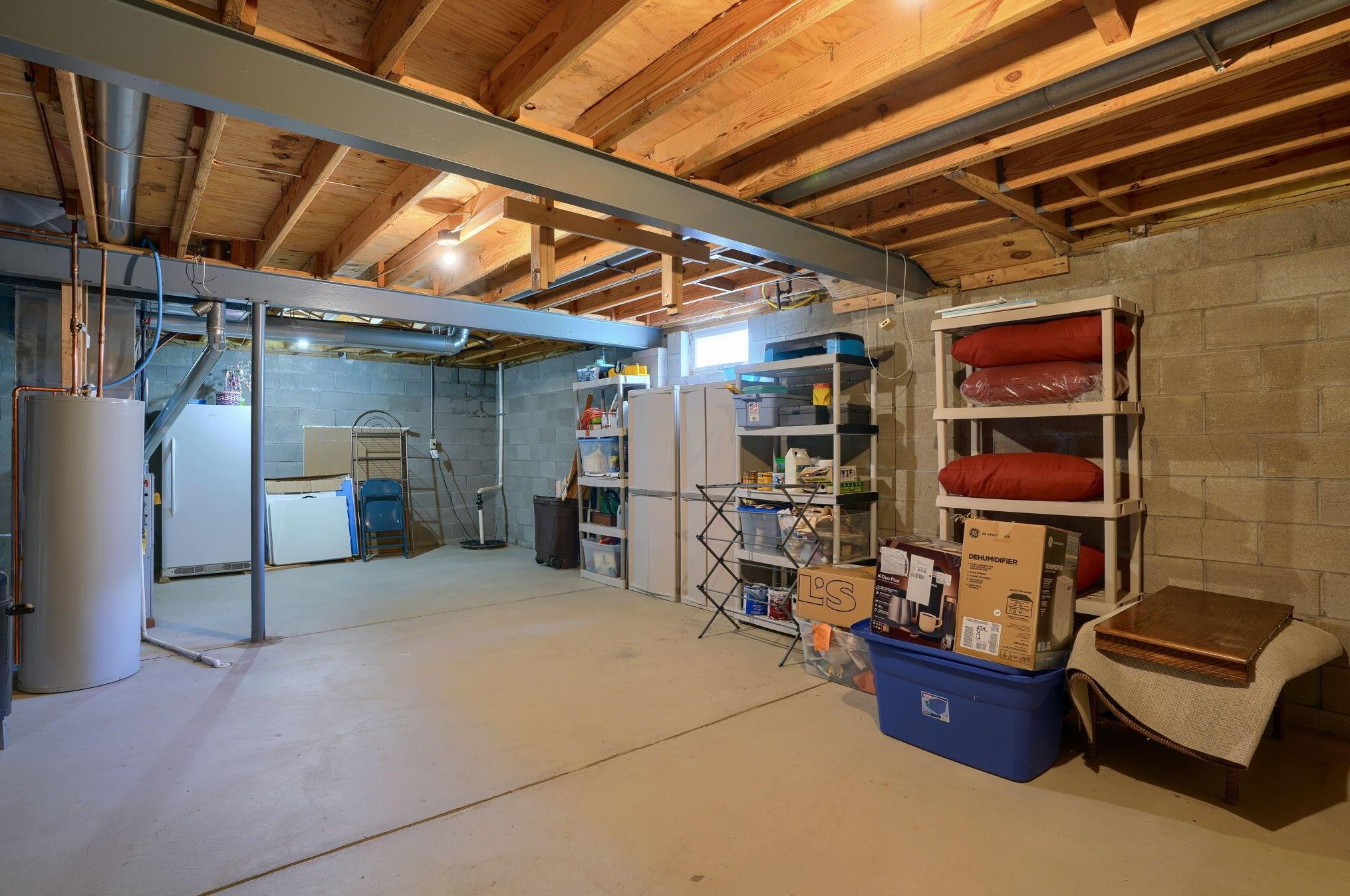 6437 Foxhill Dr, Cnl Wnchstr OH  43110-8767 exterior