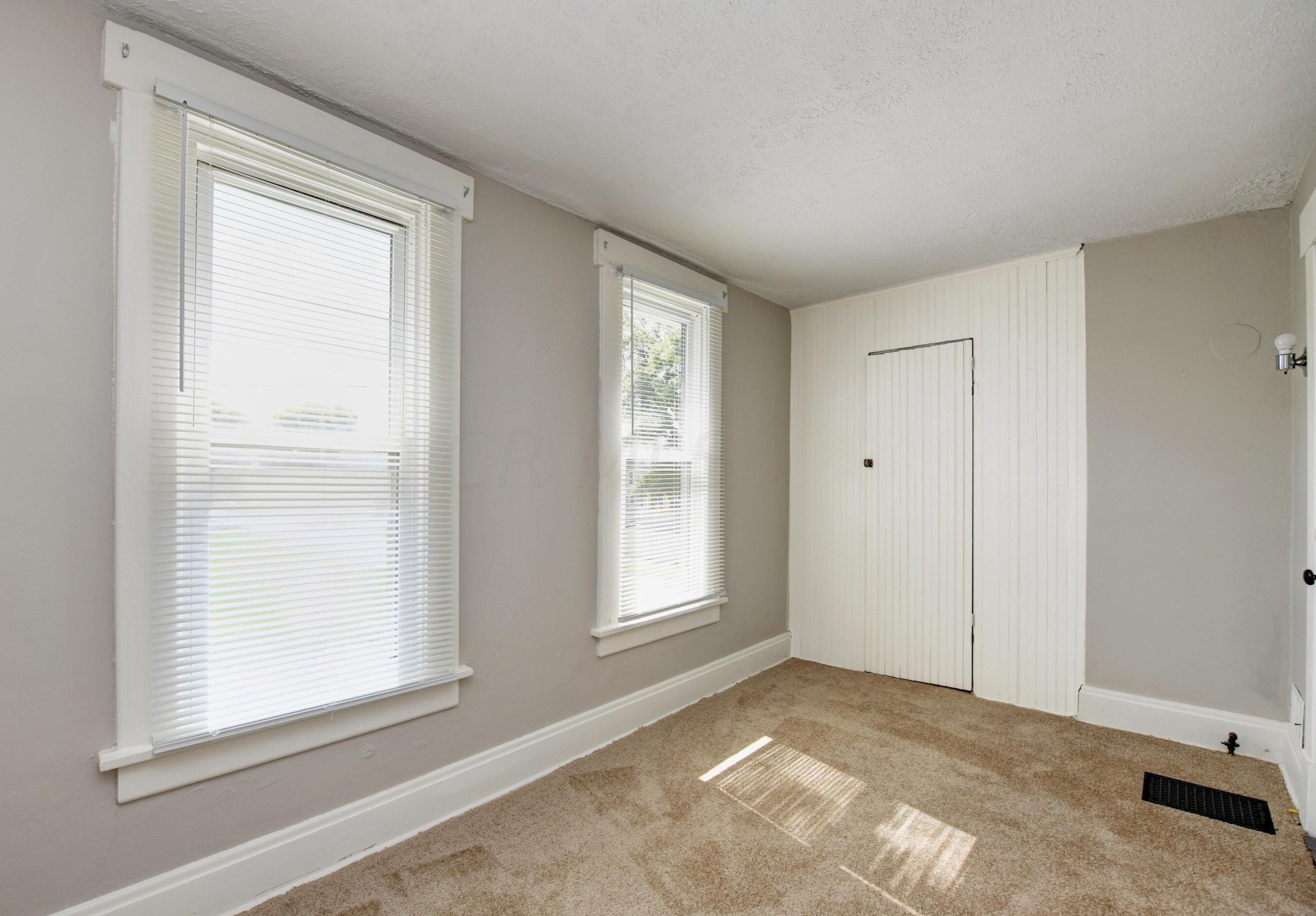 1174 Wager St, Columbus OH 43206-1448 exterior